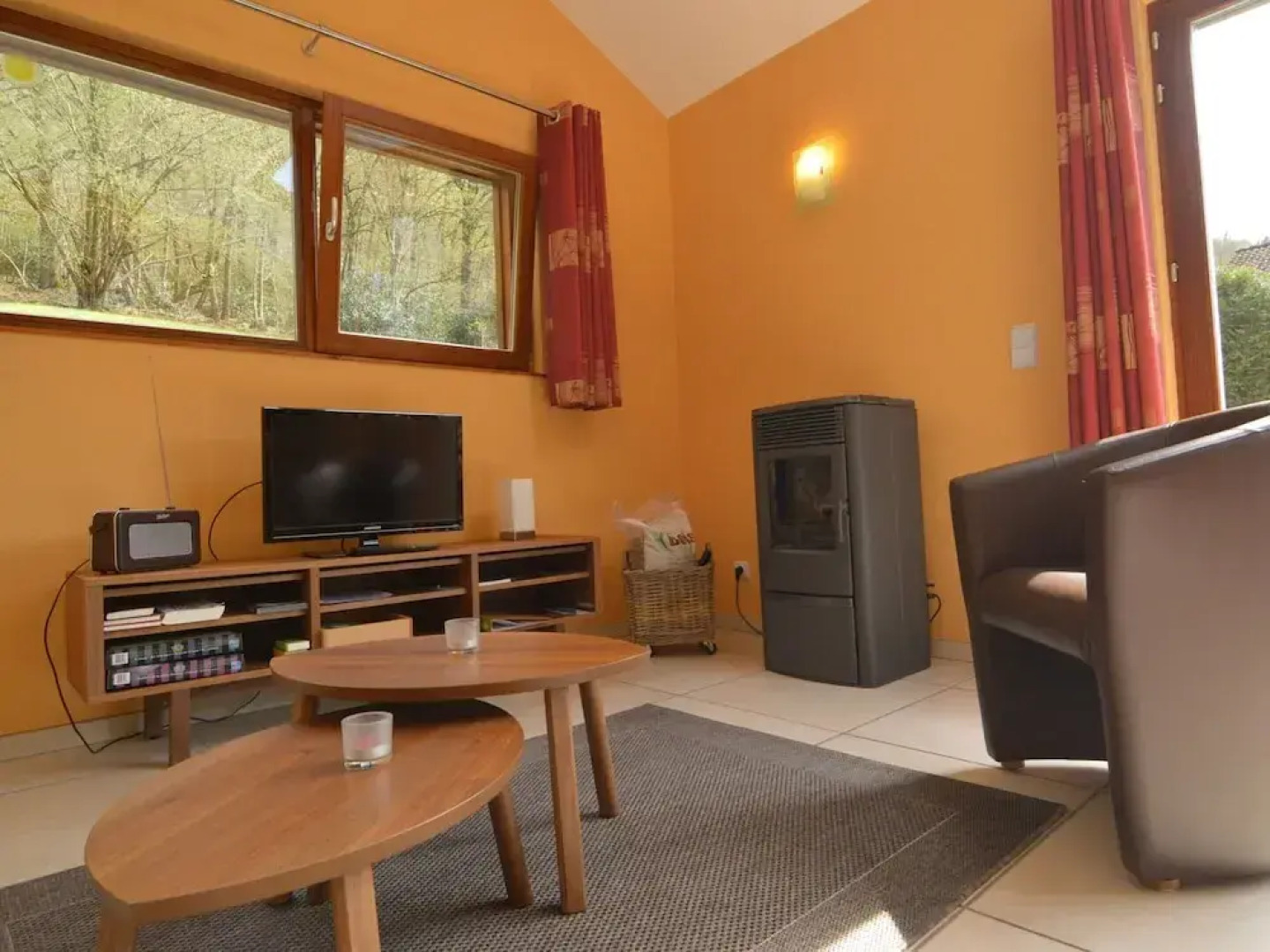 Cozy Cottage in Aywaille With Valley View