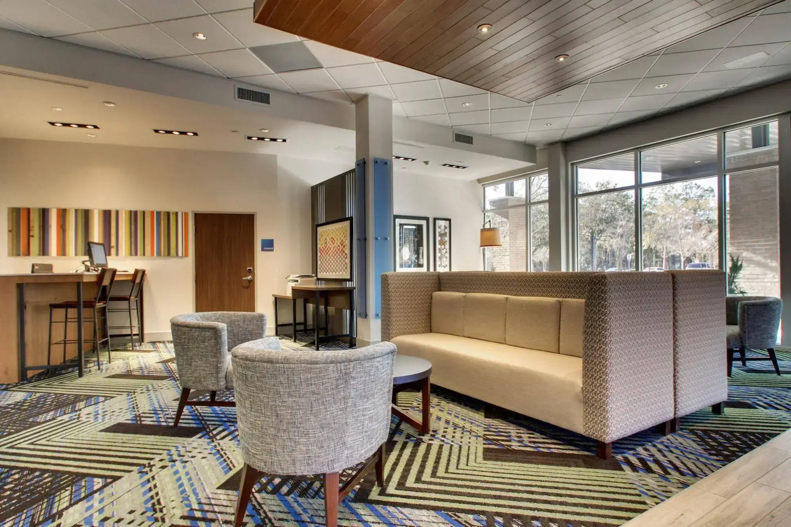 Holiday Inn Express & Suites Charleston NE Mt Pleasant US17 by IHG