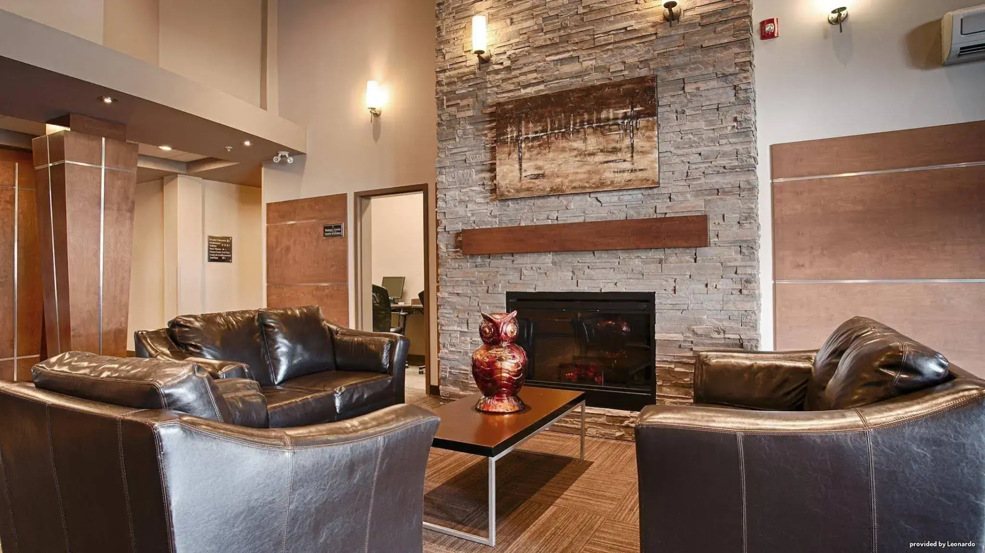 Best Western Plus Dartmouth Hotel & Suites