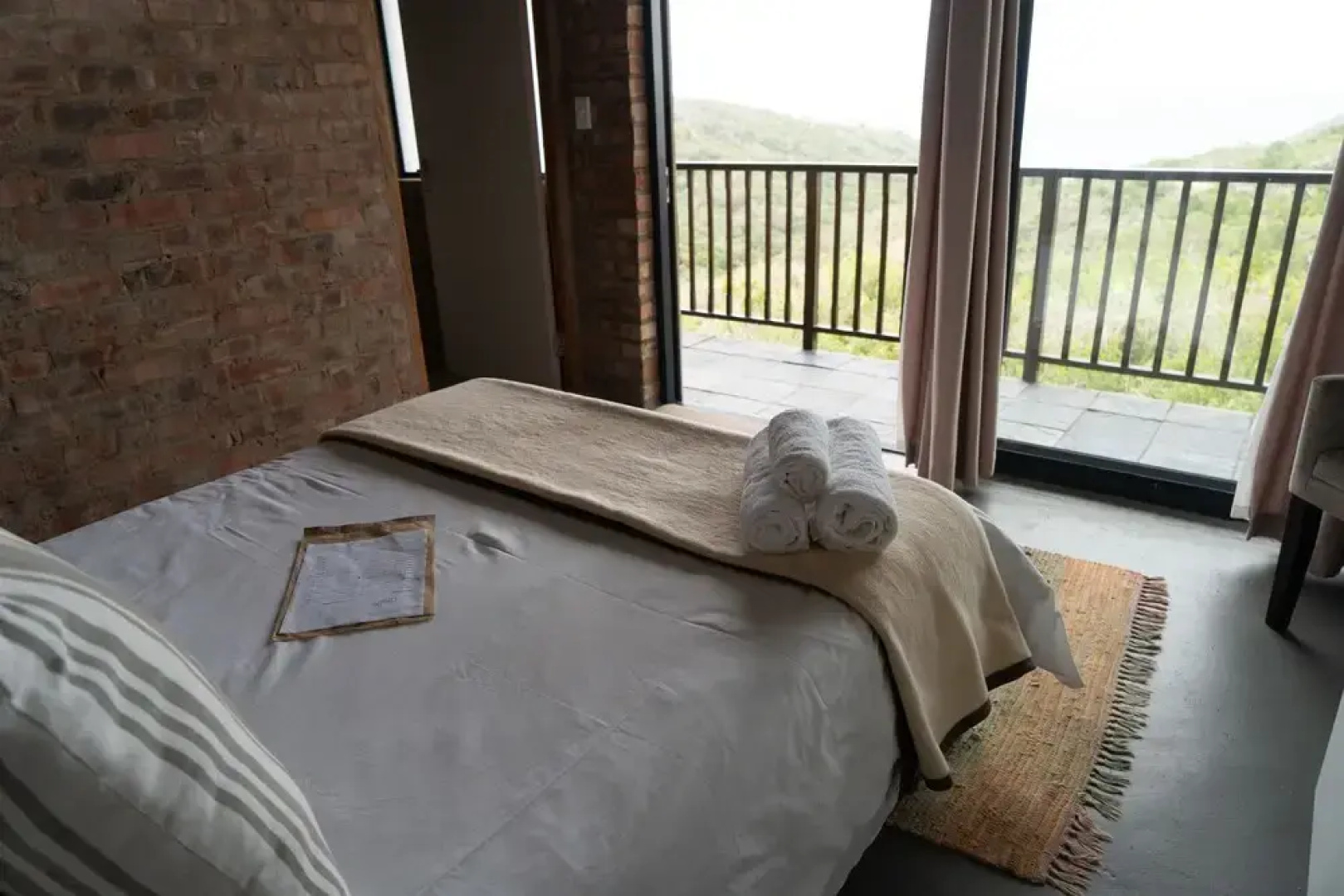 Surfari Accommodation and Venue