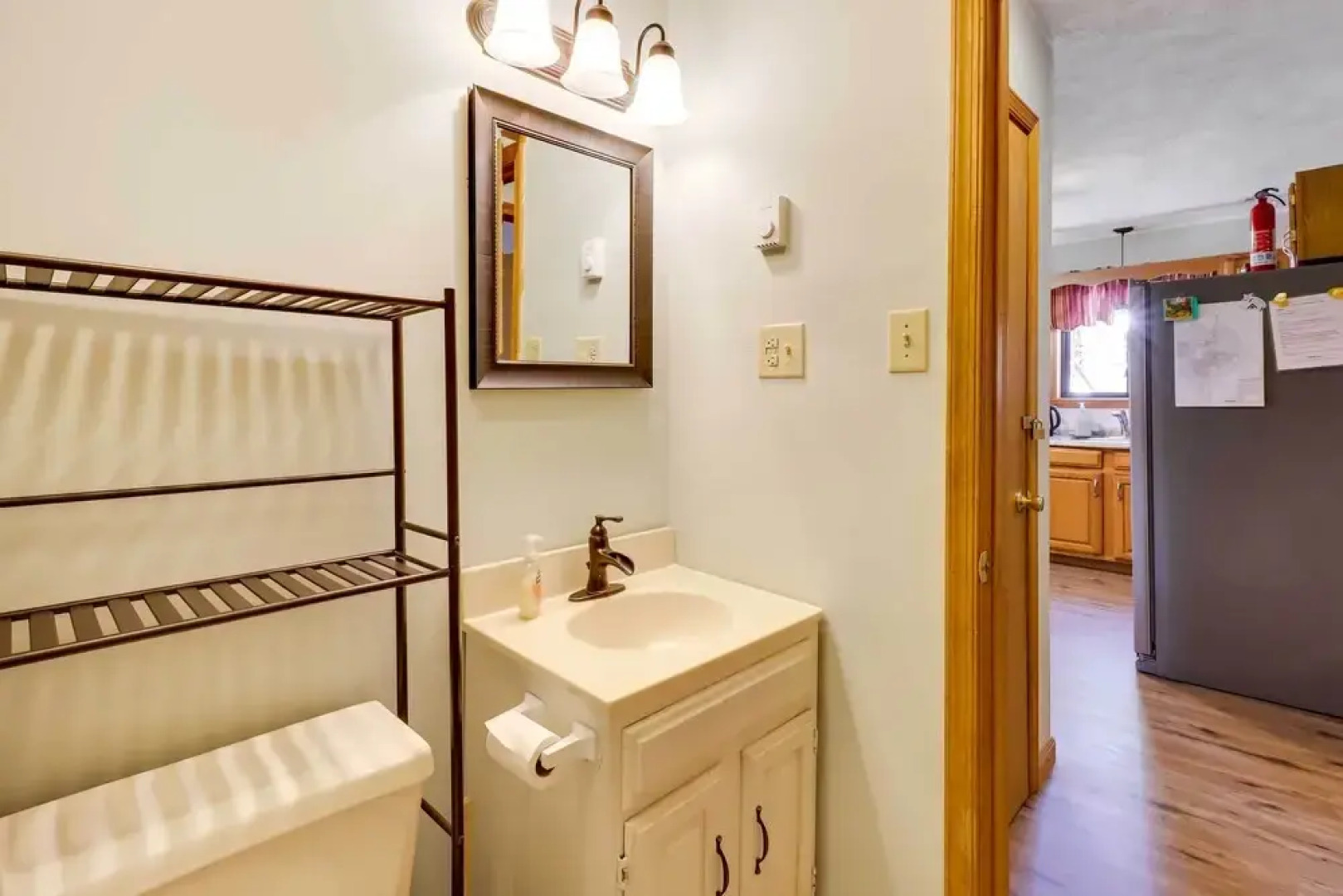 Spacious Pocono Lake House Near Skiing & Swimming!