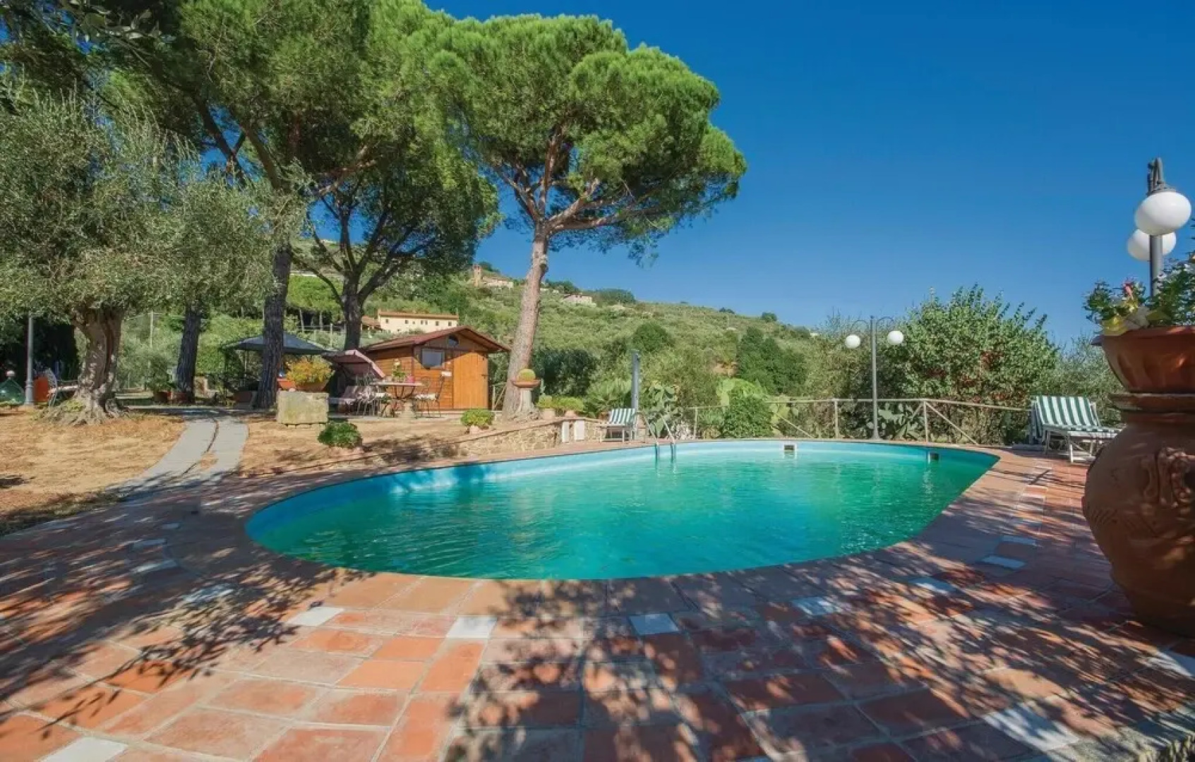 Nice Home in Uzzano Pt With 3 Bedrooms, Wifi and Outdoor Swimming Pool
