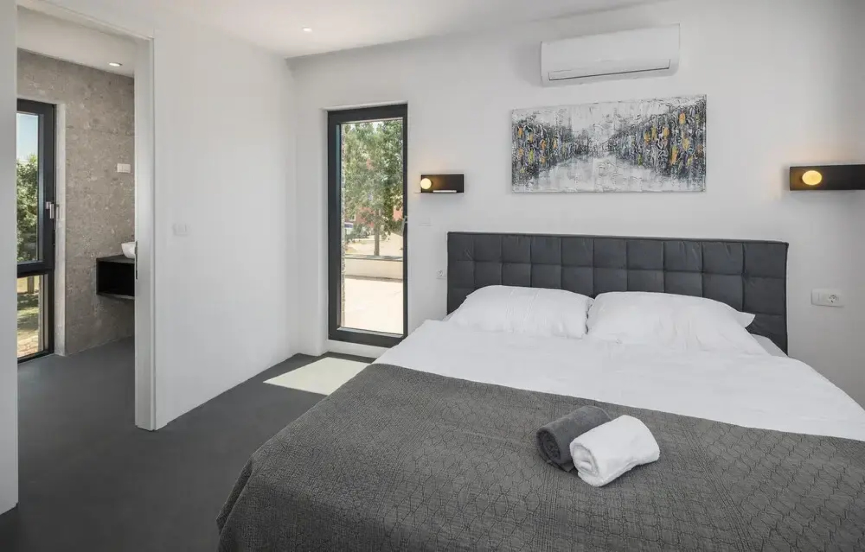 Beautiful Home in Buje With Private Swimming Pool, 4 Bedrooms and Sauna