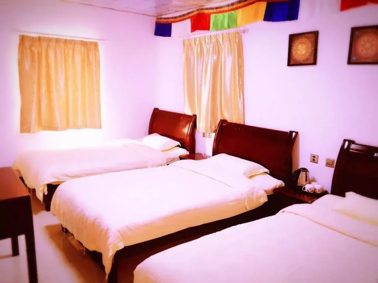 Daocheng Mizang Hostel