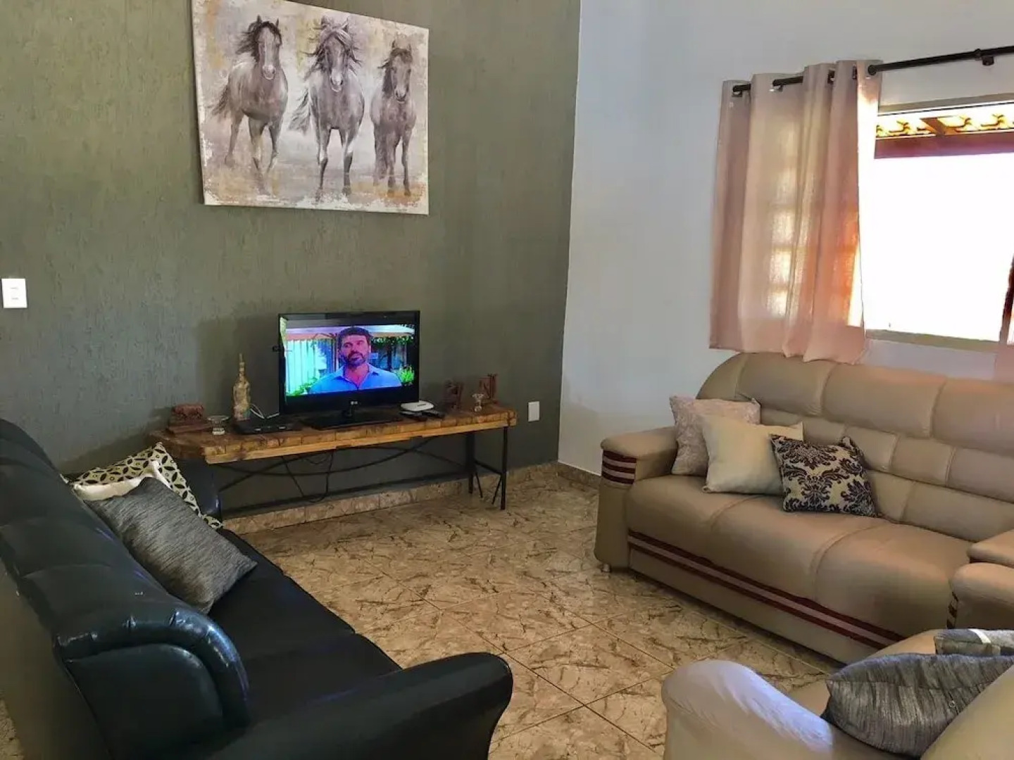 Paz e Tranquilidade - Casa para 15 pessoas com 5 quartos