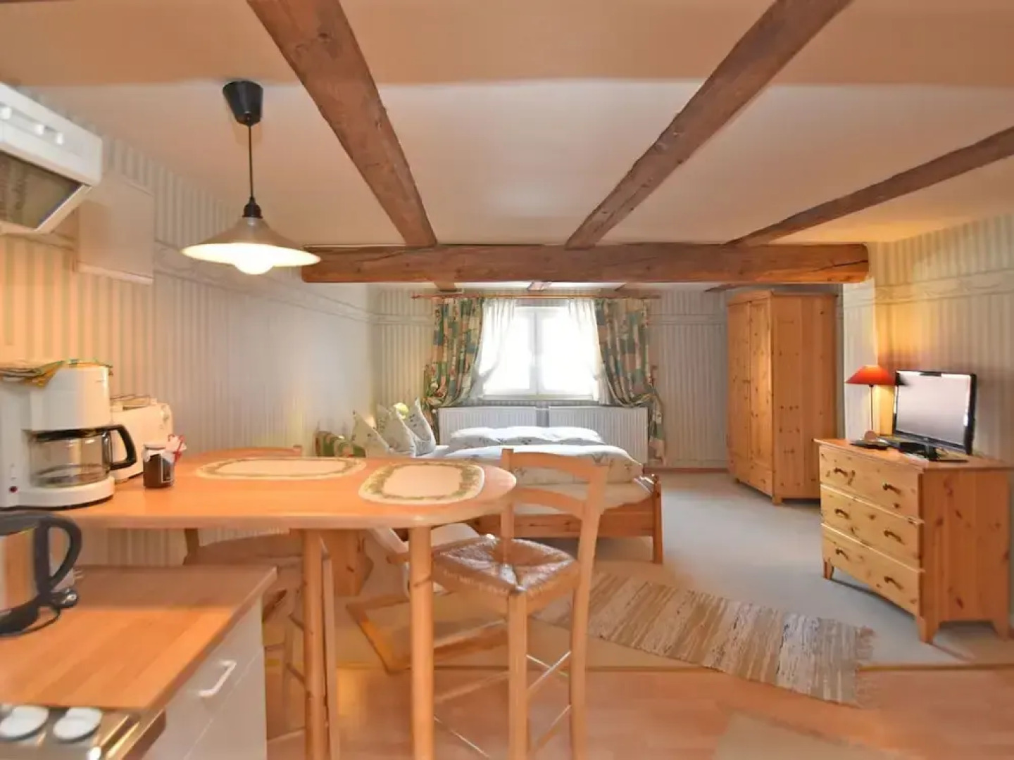 Small Apartment in Bad Tabarz in Thuringia With Garden and Pool