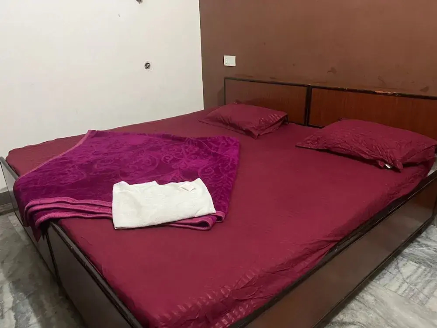Raja Guest House