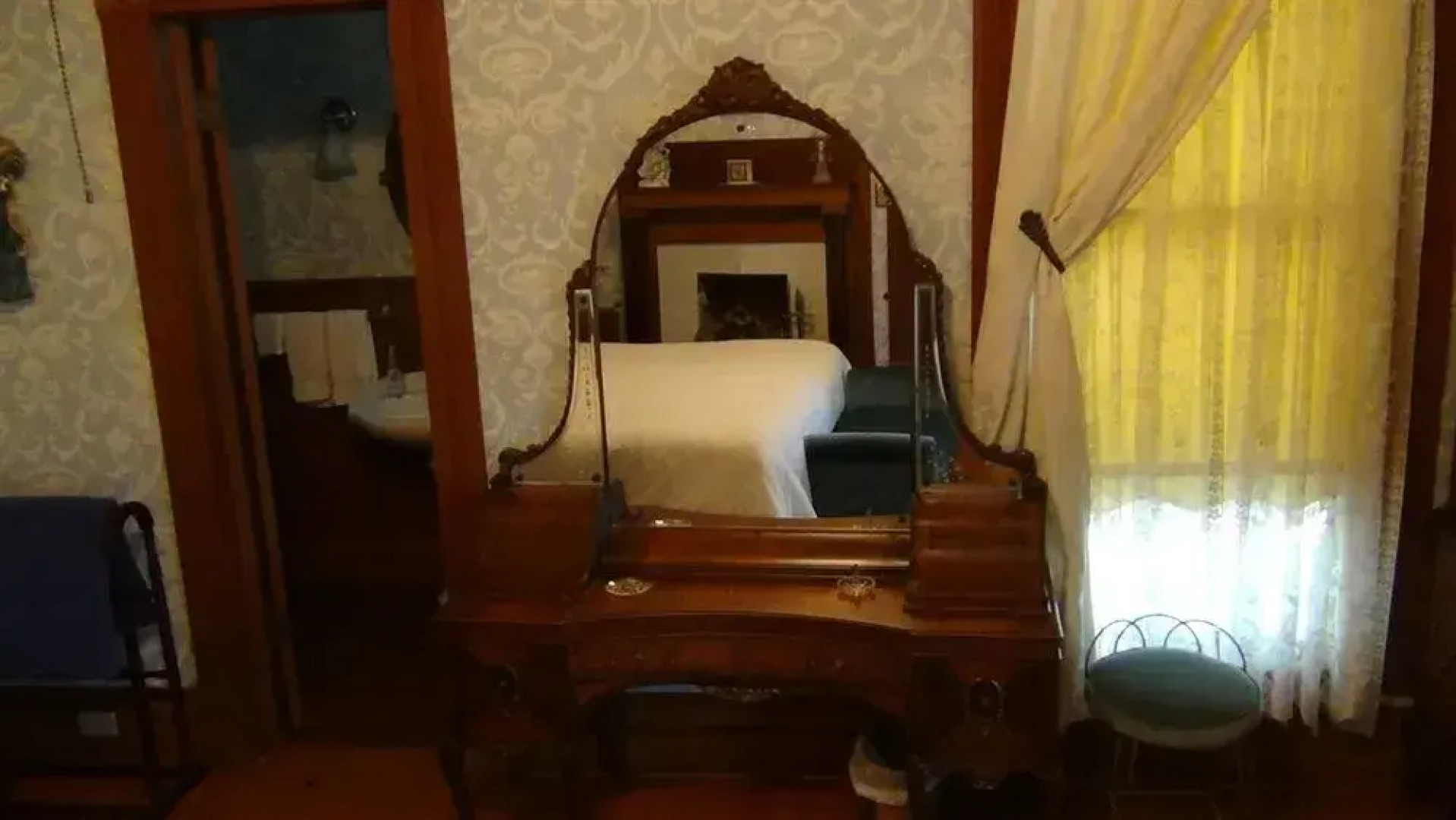 Angel Rose Bed and Breakfast