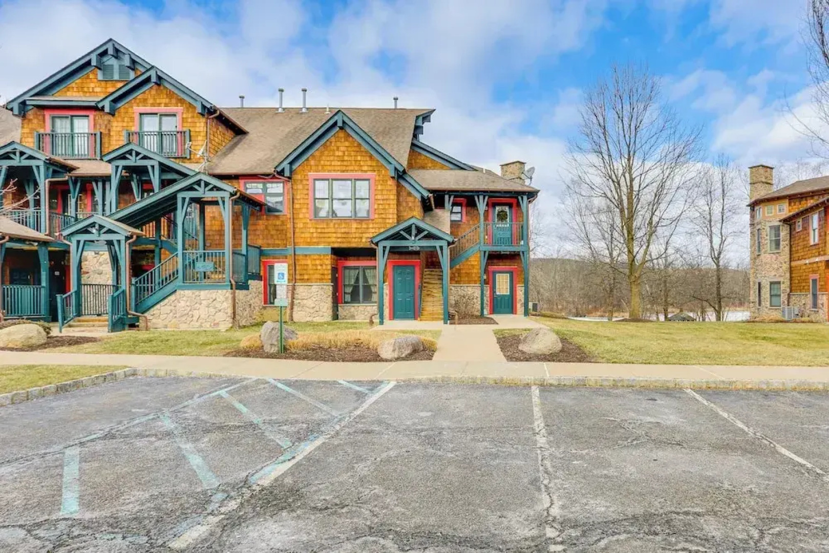 < 1 Mi to Mountain Creek Resort: Condo w/ Balcony