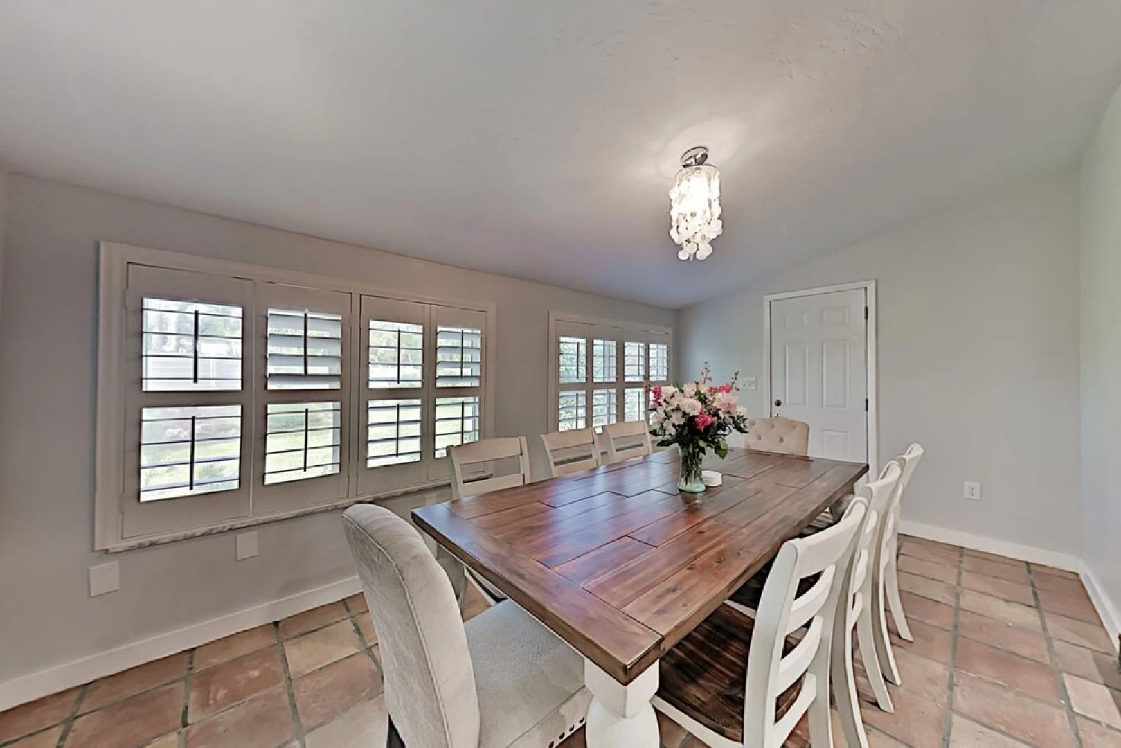 Charming Getaway W/ New Kitchen & Private Backyard 3 Bedroom Home