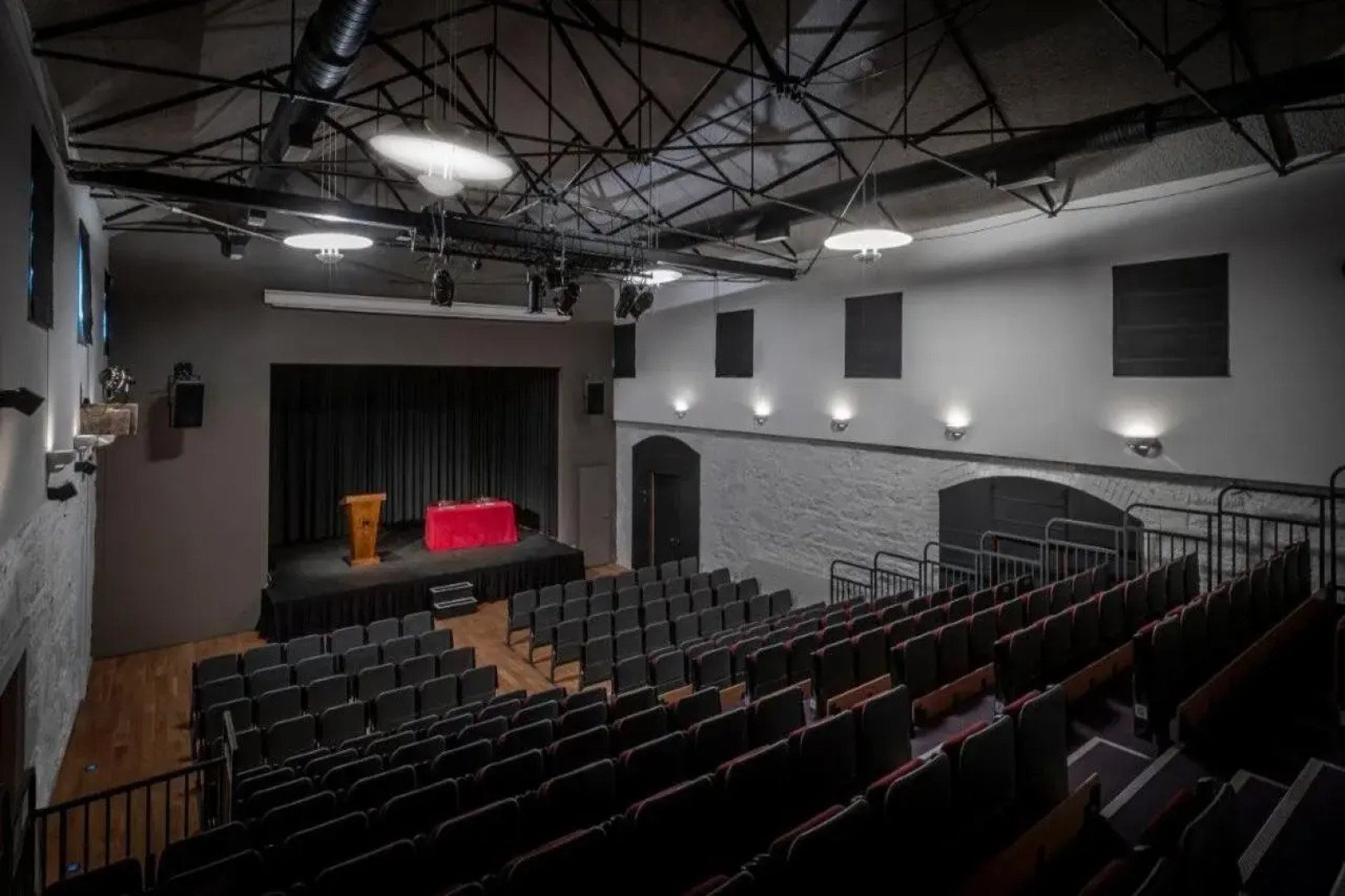 Clifden Station House