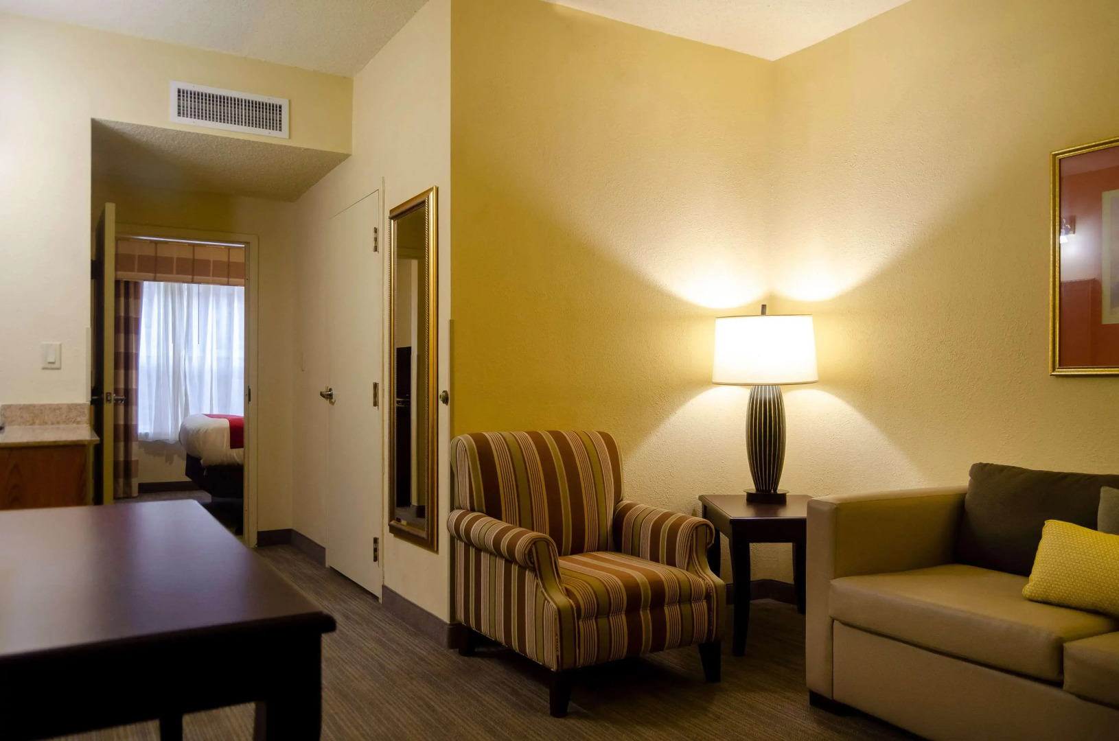 Country Inn & Suites by Radisson, Tuscaloosa, AL