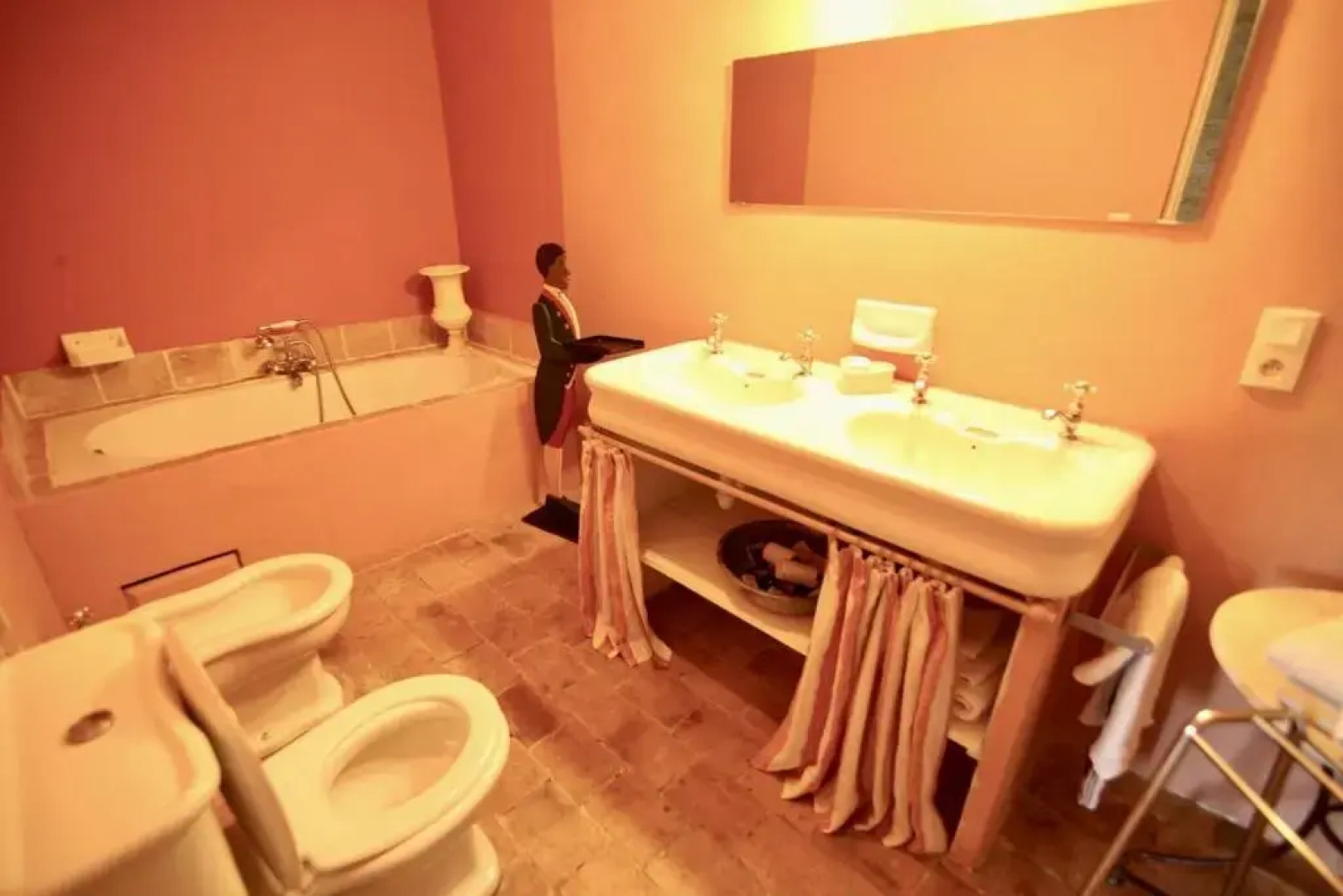 Maison de 3 chambres avec jardin clos et wifi a Marsillargues