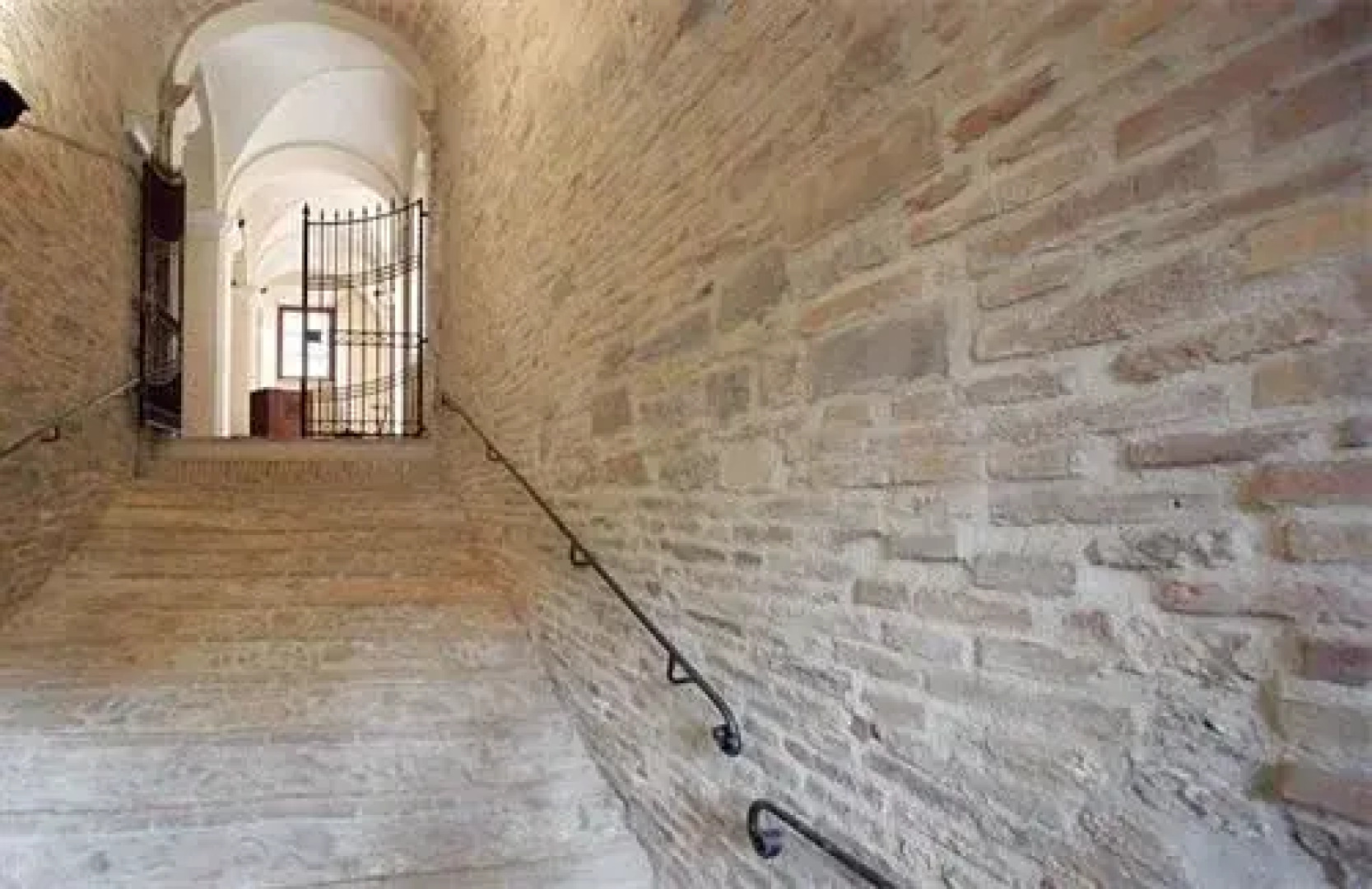 Palazzo Servanzi Confidati