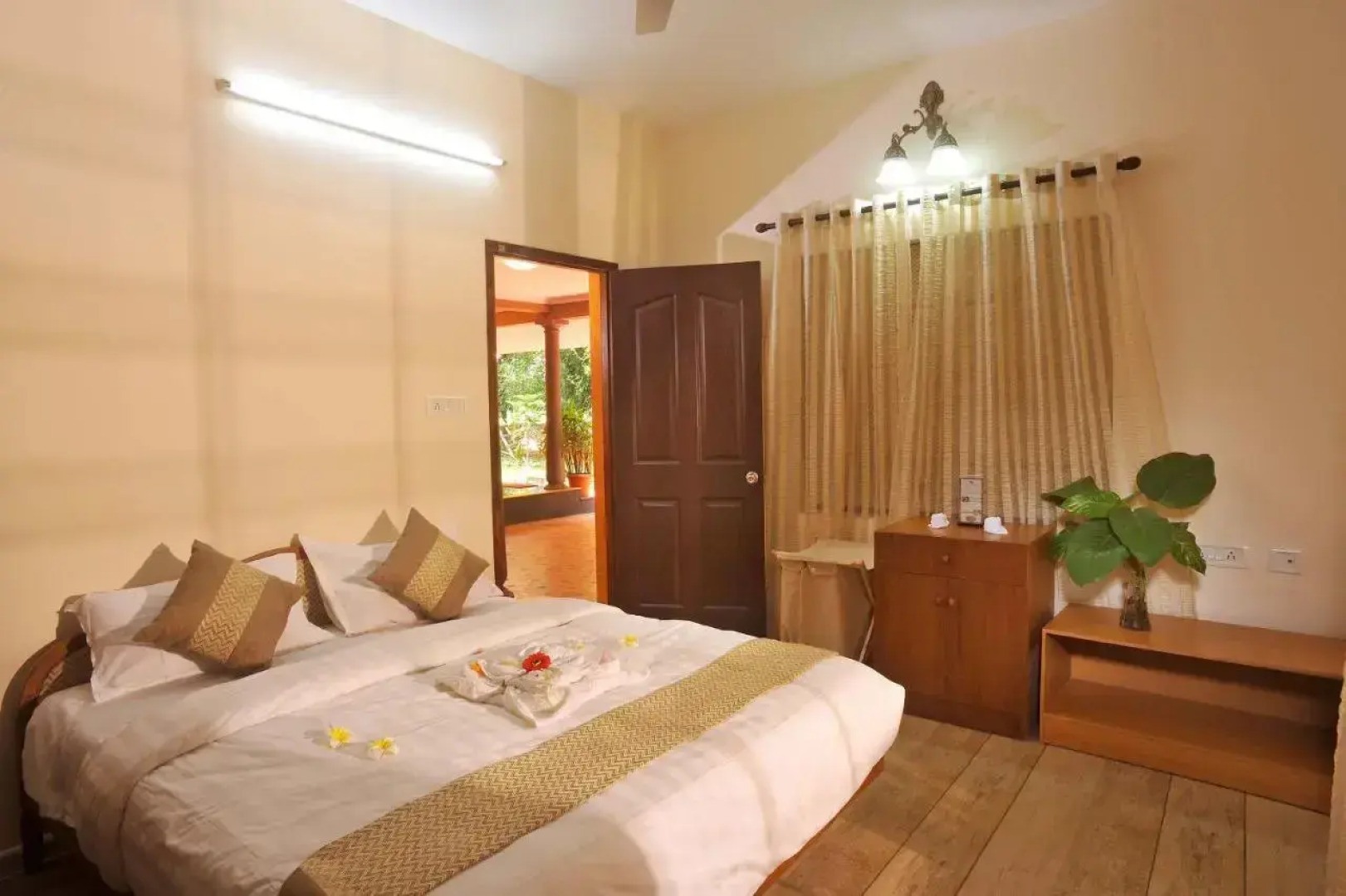 The Isle By Area 707