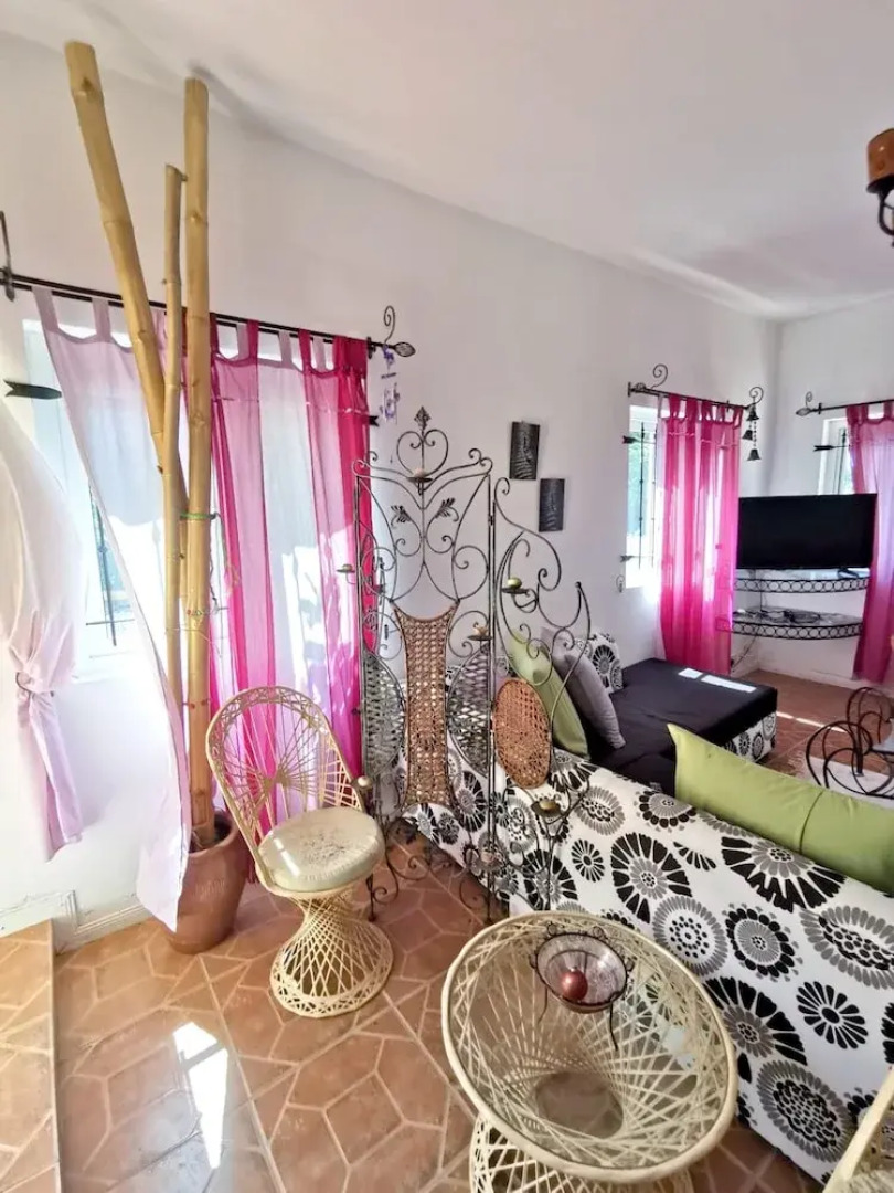 House with 3 Bedrooms in Calodyne, with Pool Access And Enclosed Garden - 10 M From the Beach