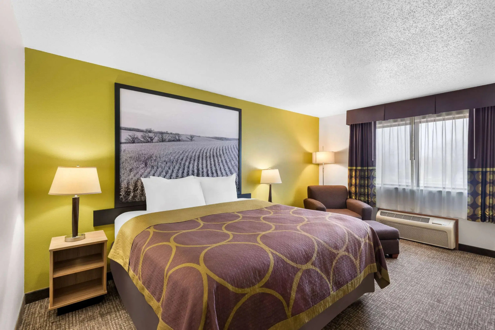 Super 8 by Wyndham Oelwein