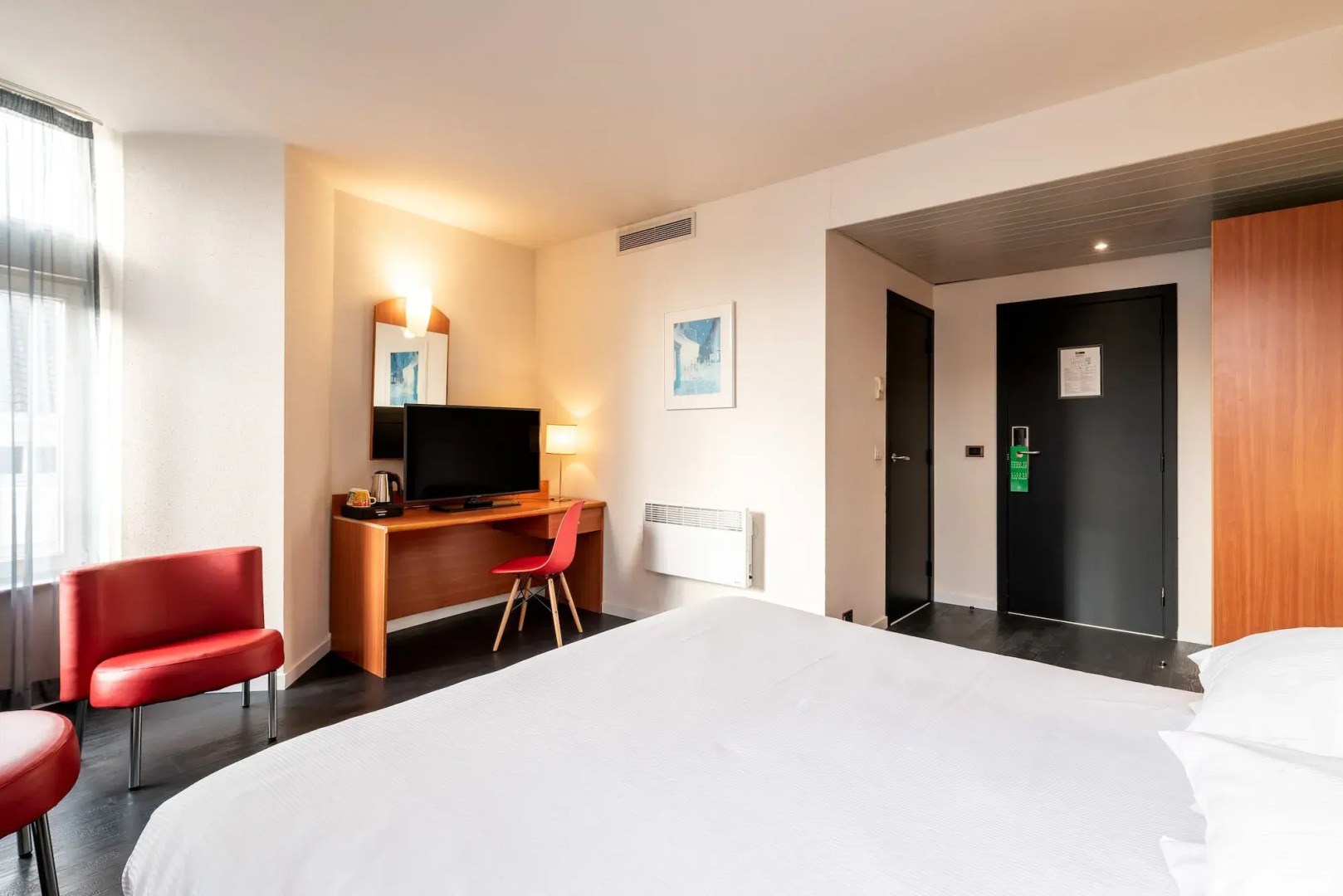 Aris Grand-Place Hotel