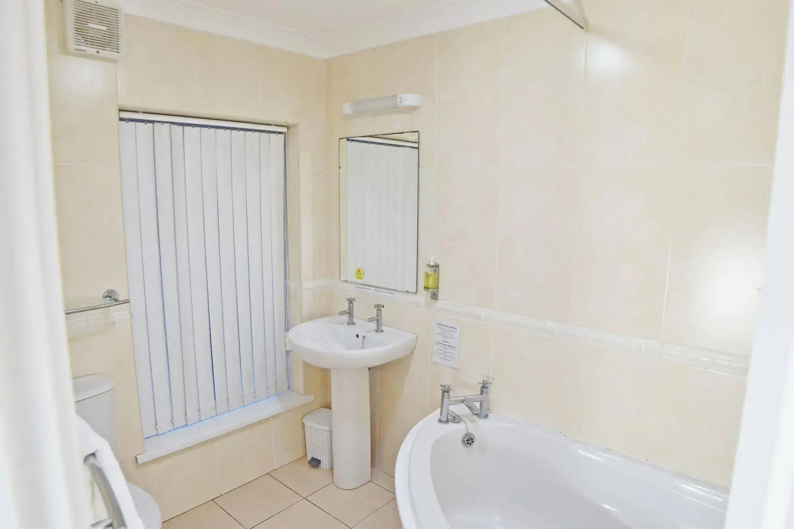 Dovedale Hotel