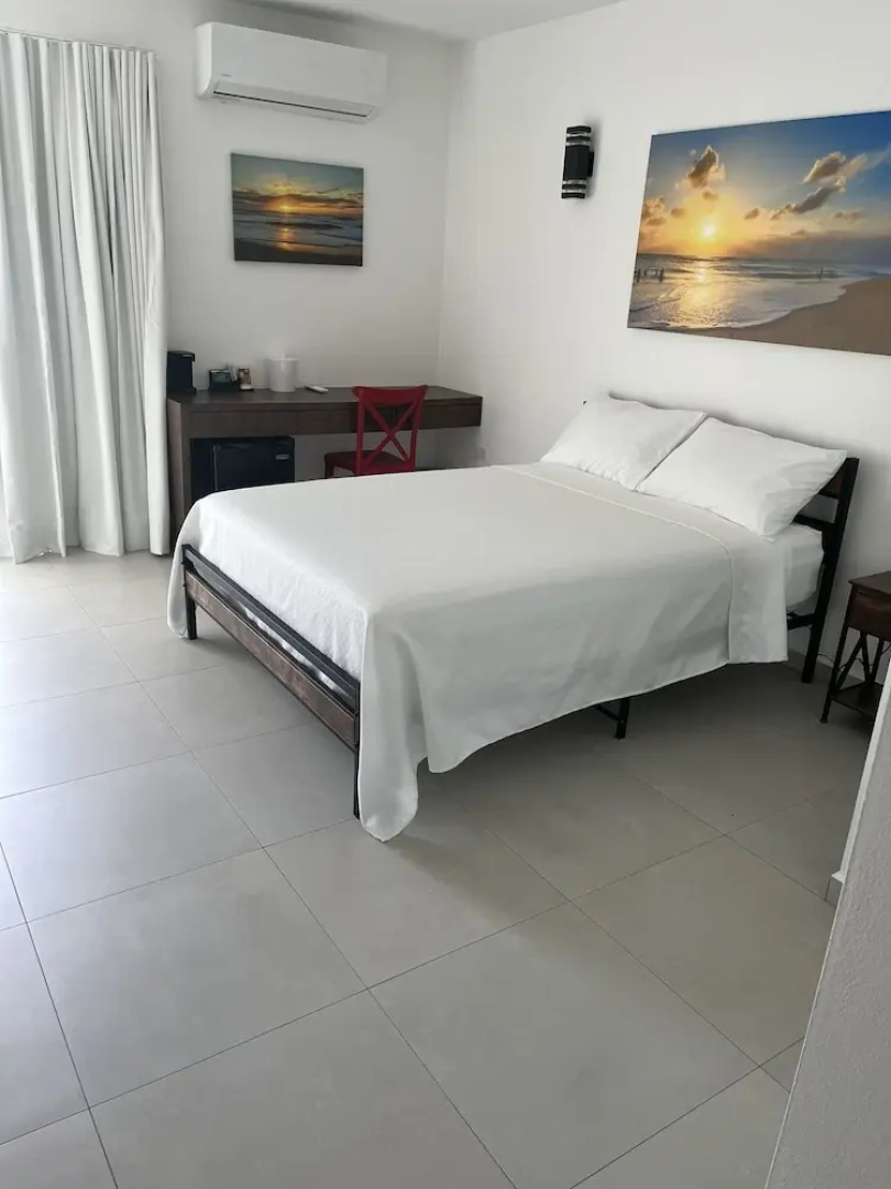 Red Flamboyan Guesthouse
