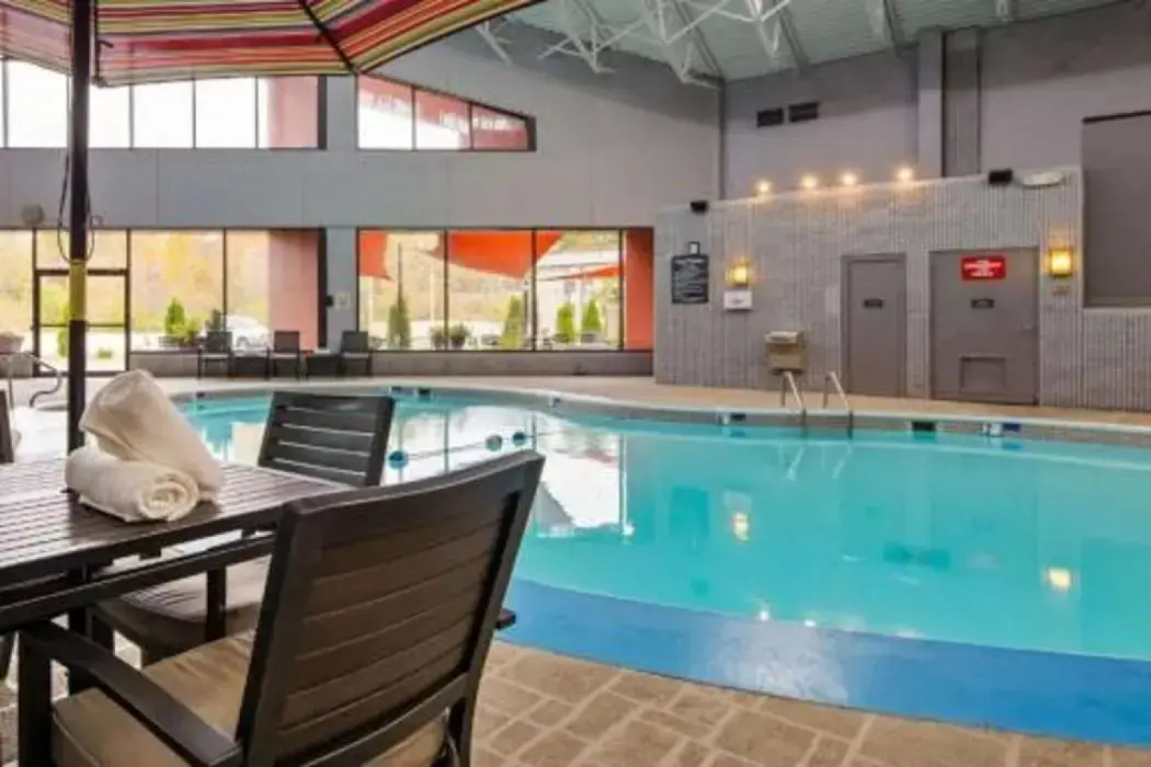 Best Western Premier Alton-St. Louis Area Hotel