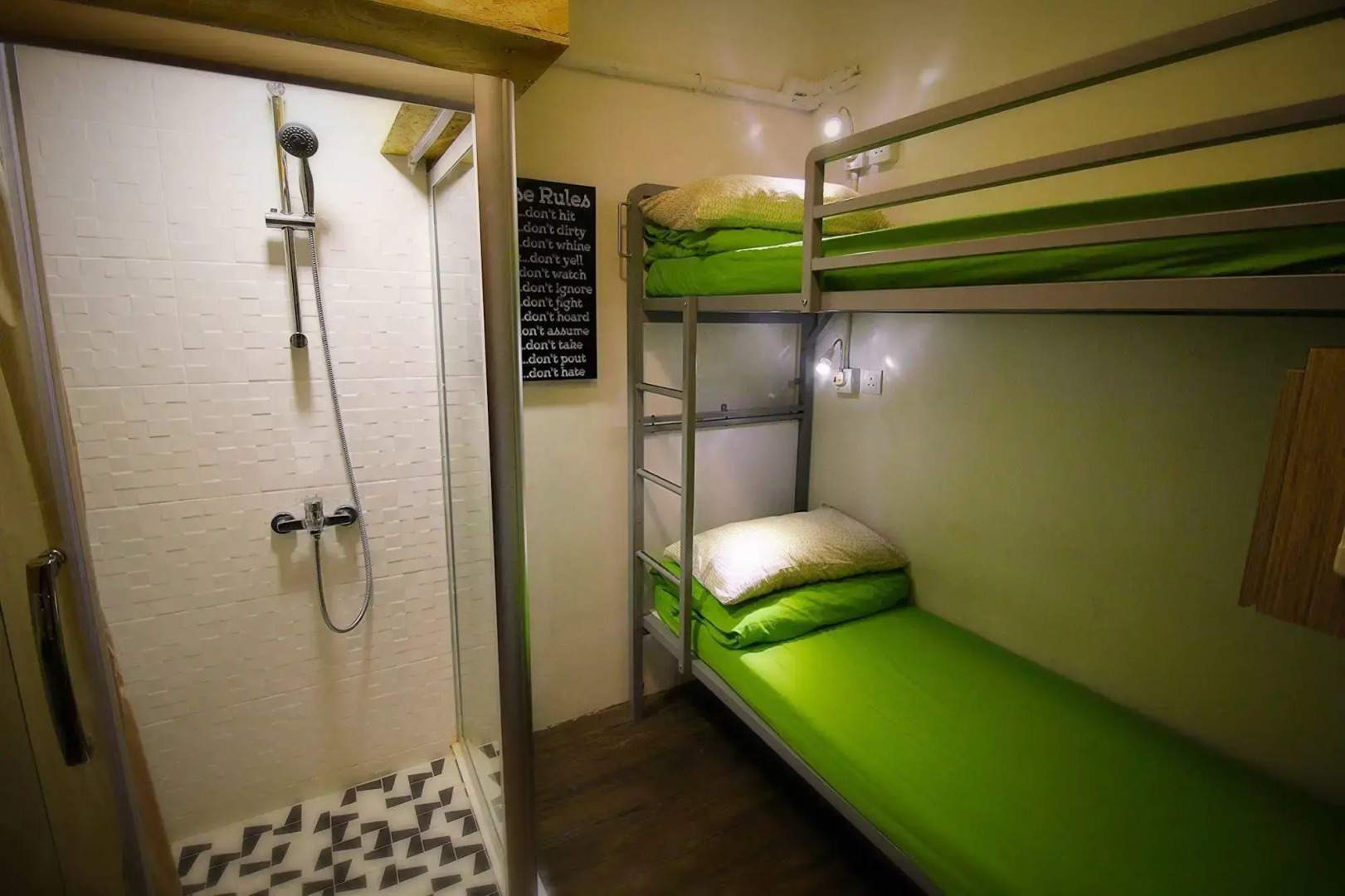 Urban Pack - Hostel
