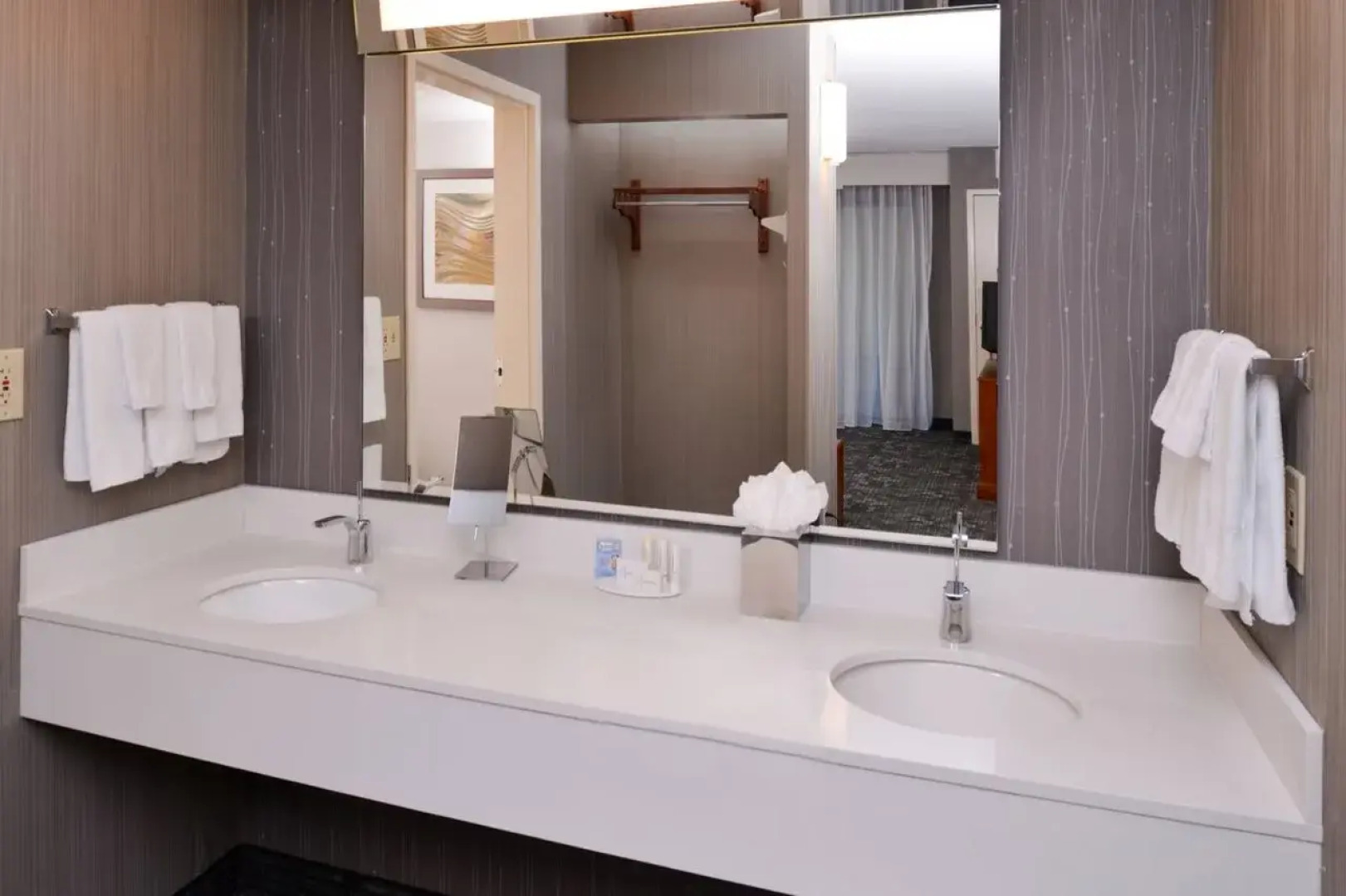 Courtyard by Marriott Charlotte Gastonia