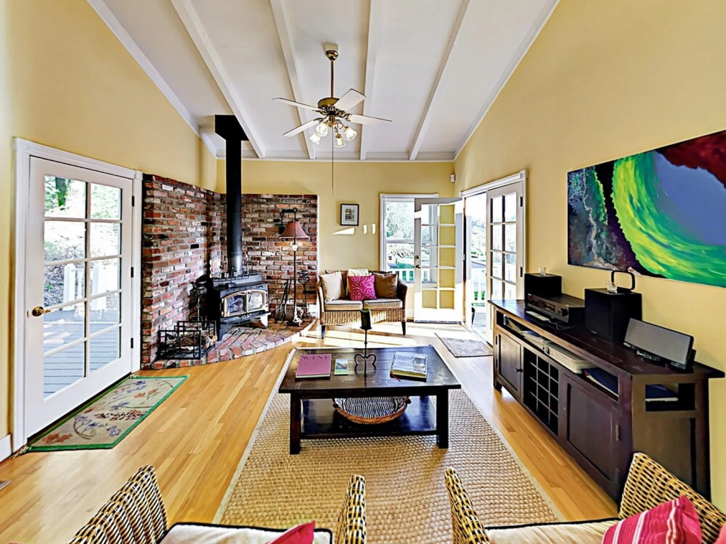 Quiet Wine Country Home Home