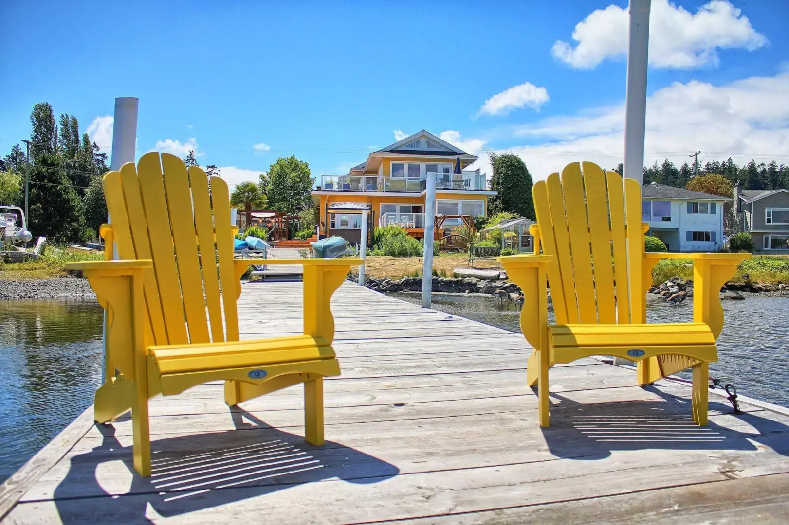 Birds of a Feather Victoria Oceanfront Studio Suites