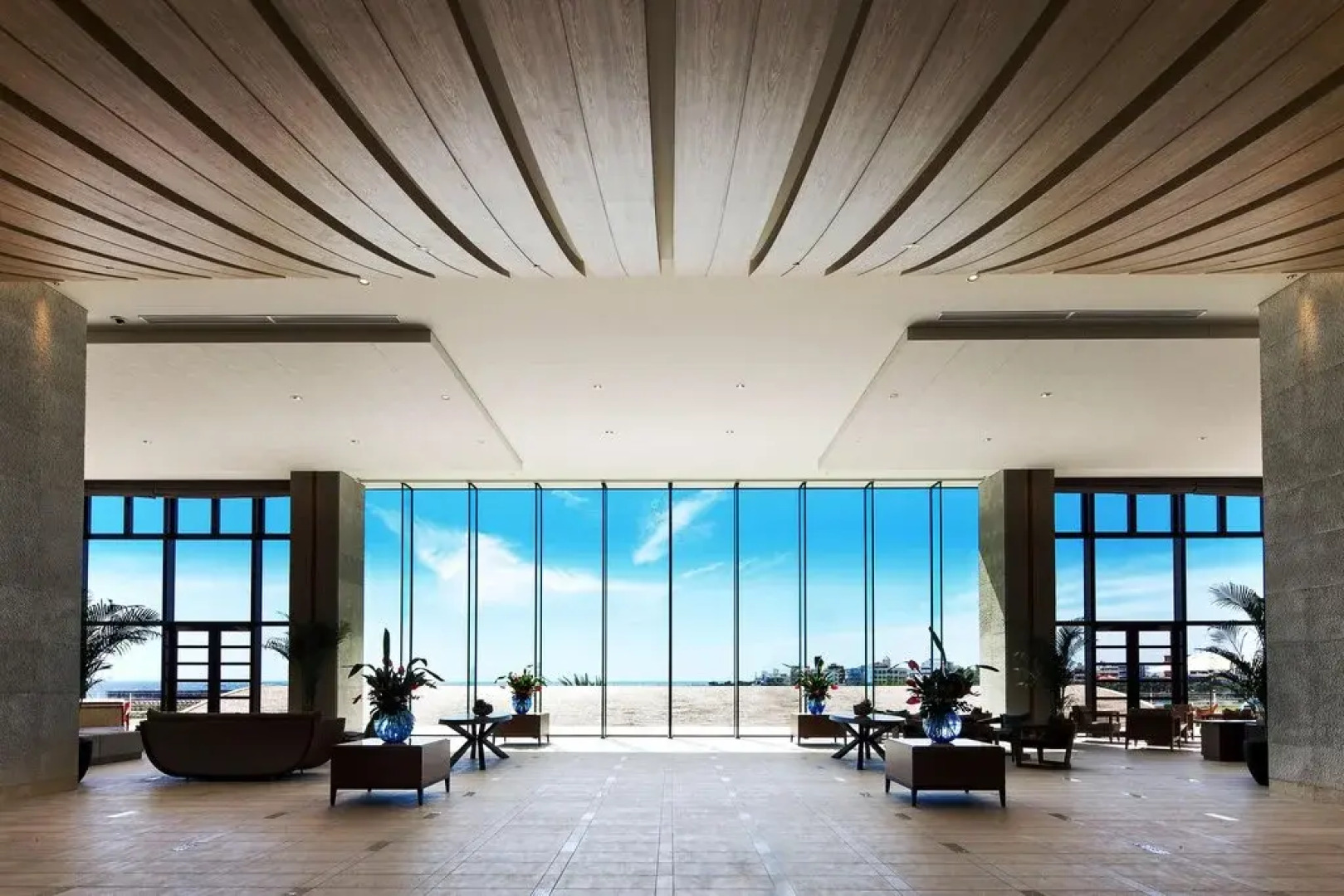 Hilton Okinawa Chatan Resort