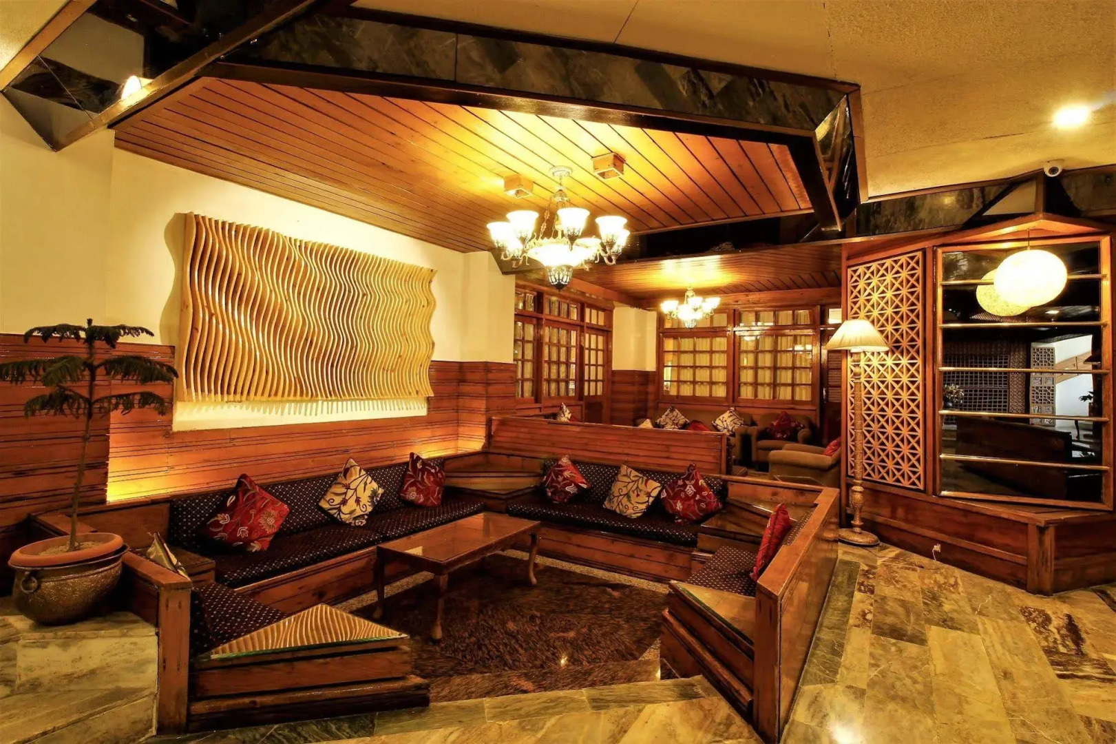 Welcome Hotel at Srinagar