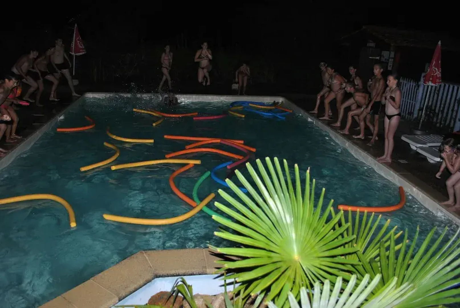 Camping Les Lacs de Courtes - Chalets