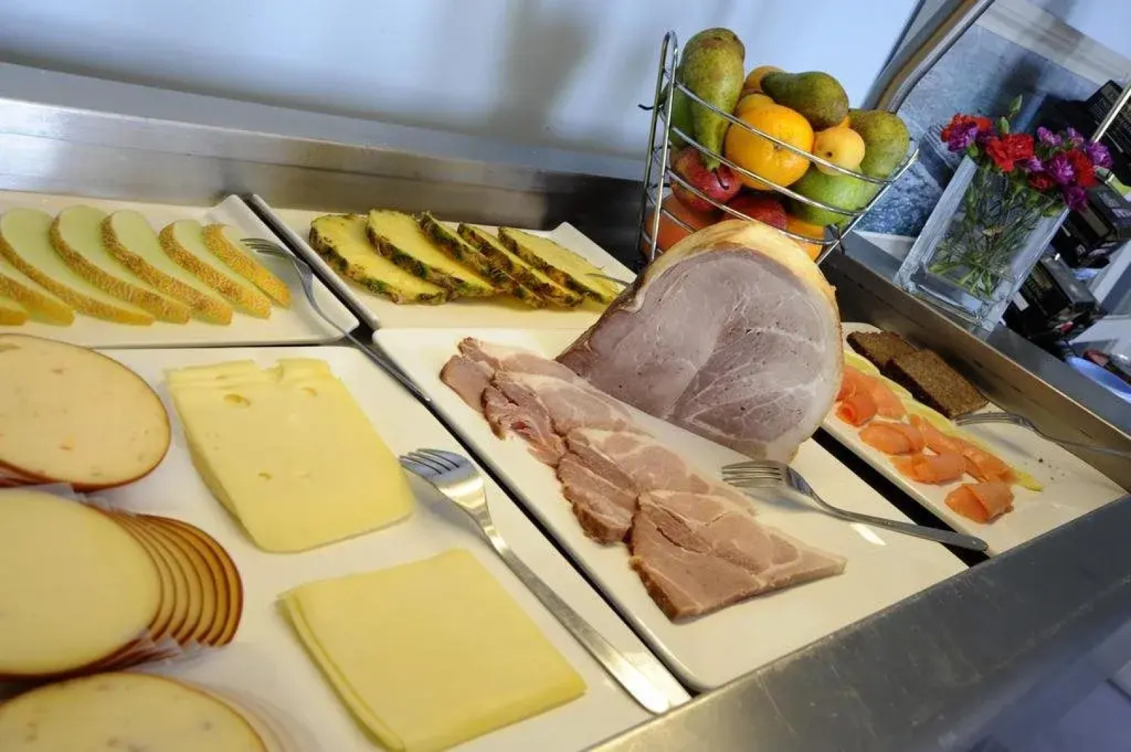 The Royal Harbour Hotel