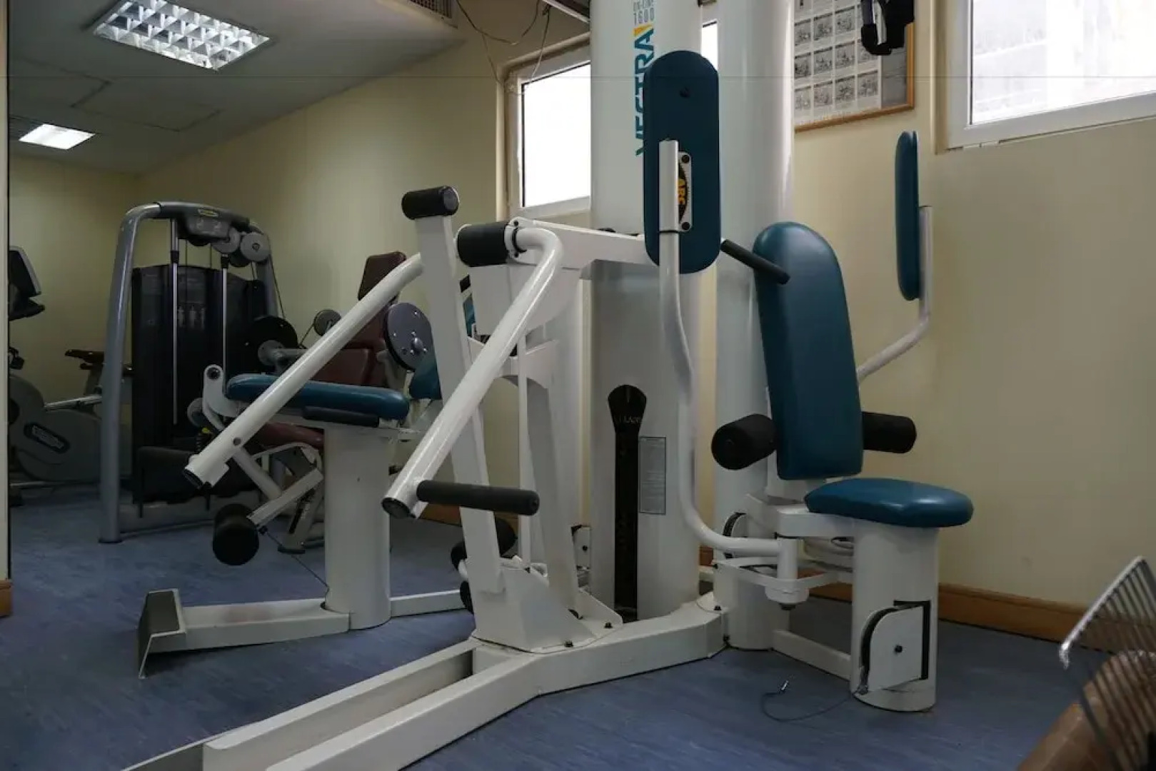 Elite Five Apartments