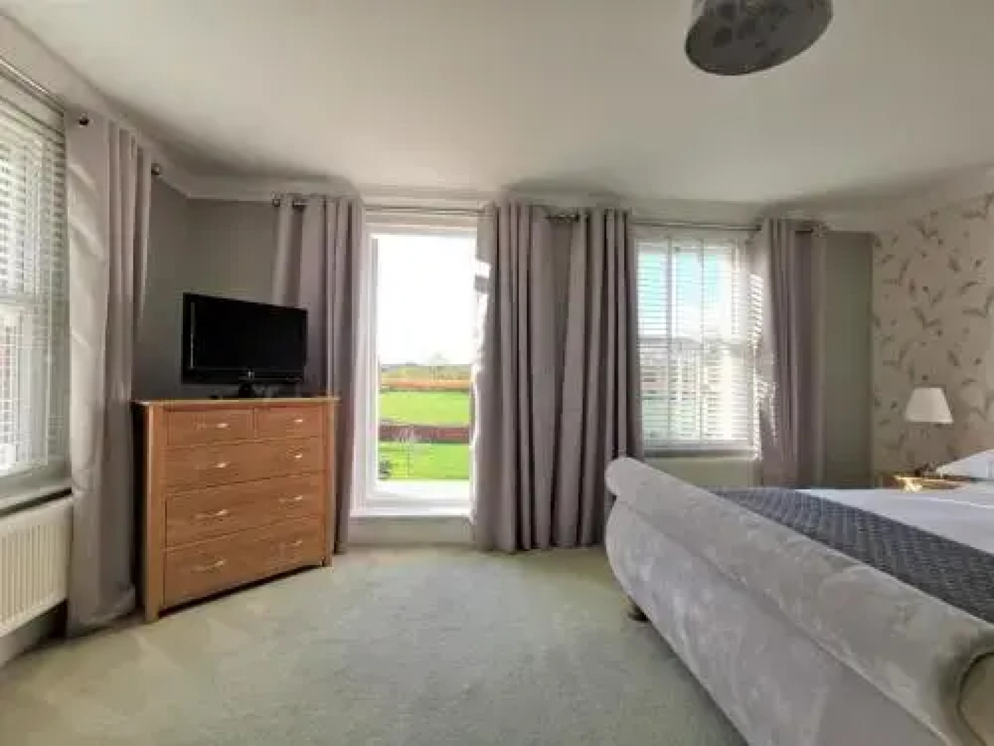 Blashford Manor Farmhouse - New Forest Cottage