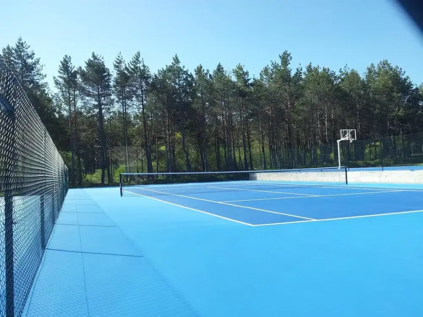 Oca Manzaneda Estación de Montaña