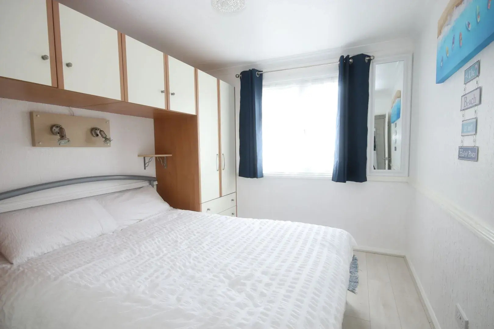 7C Medmerry Park 2 Bedroom Chalet