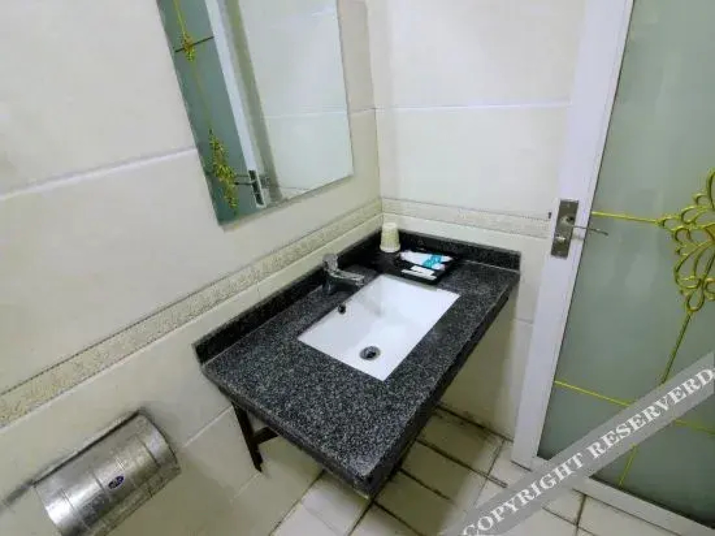 zhenping wanhe hotel