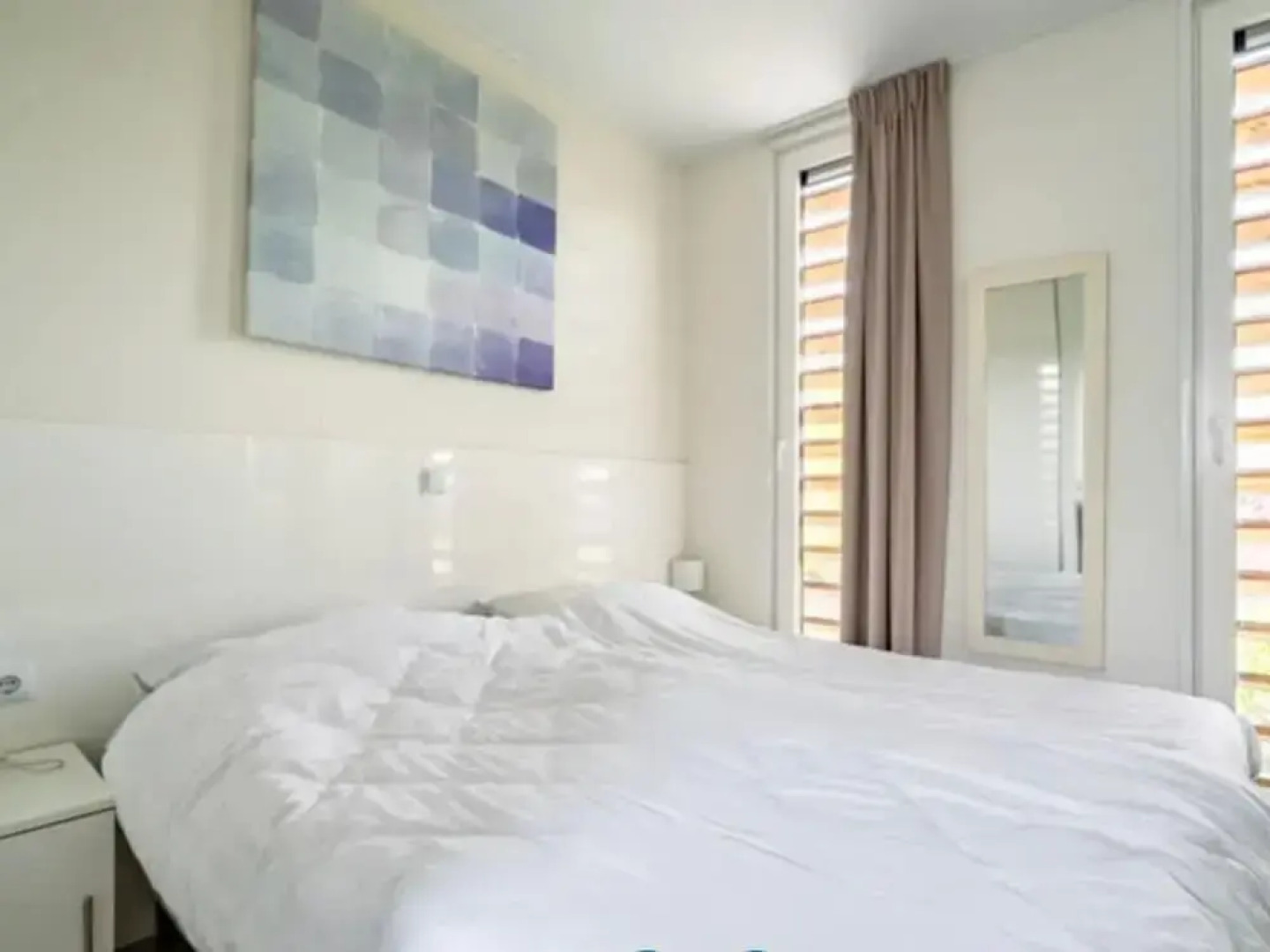 Well-kept Chalet on the Water