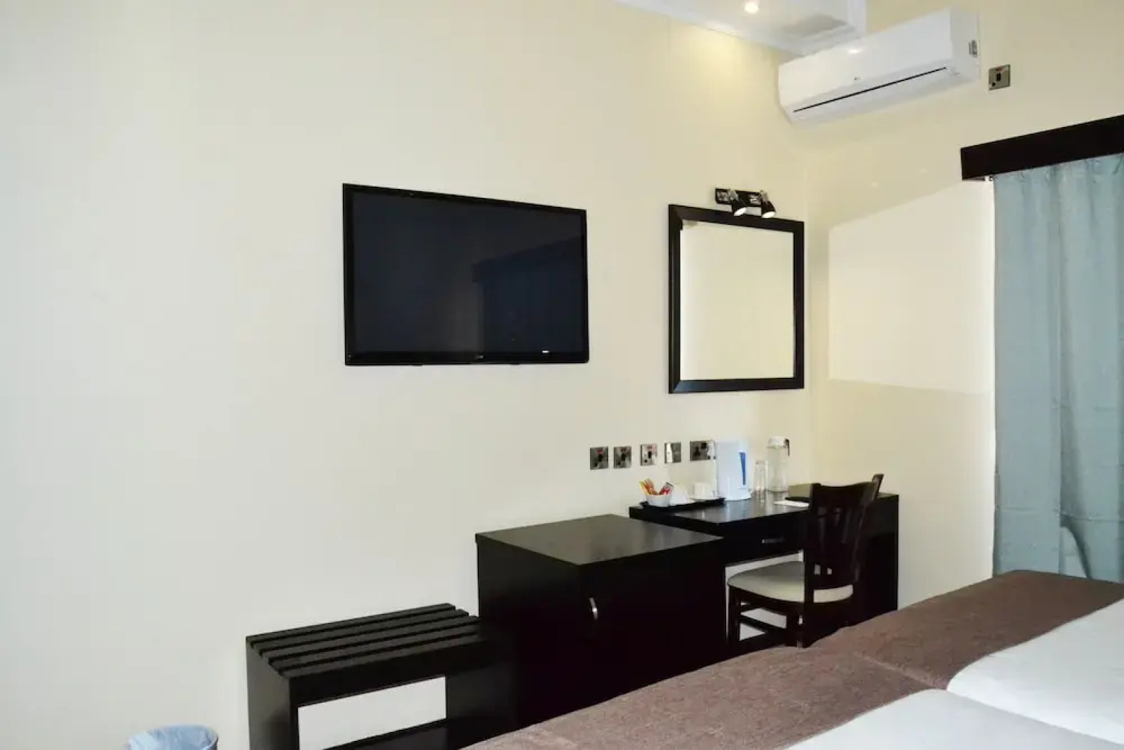 Thakadu Hotel, Casino & Conference Centre