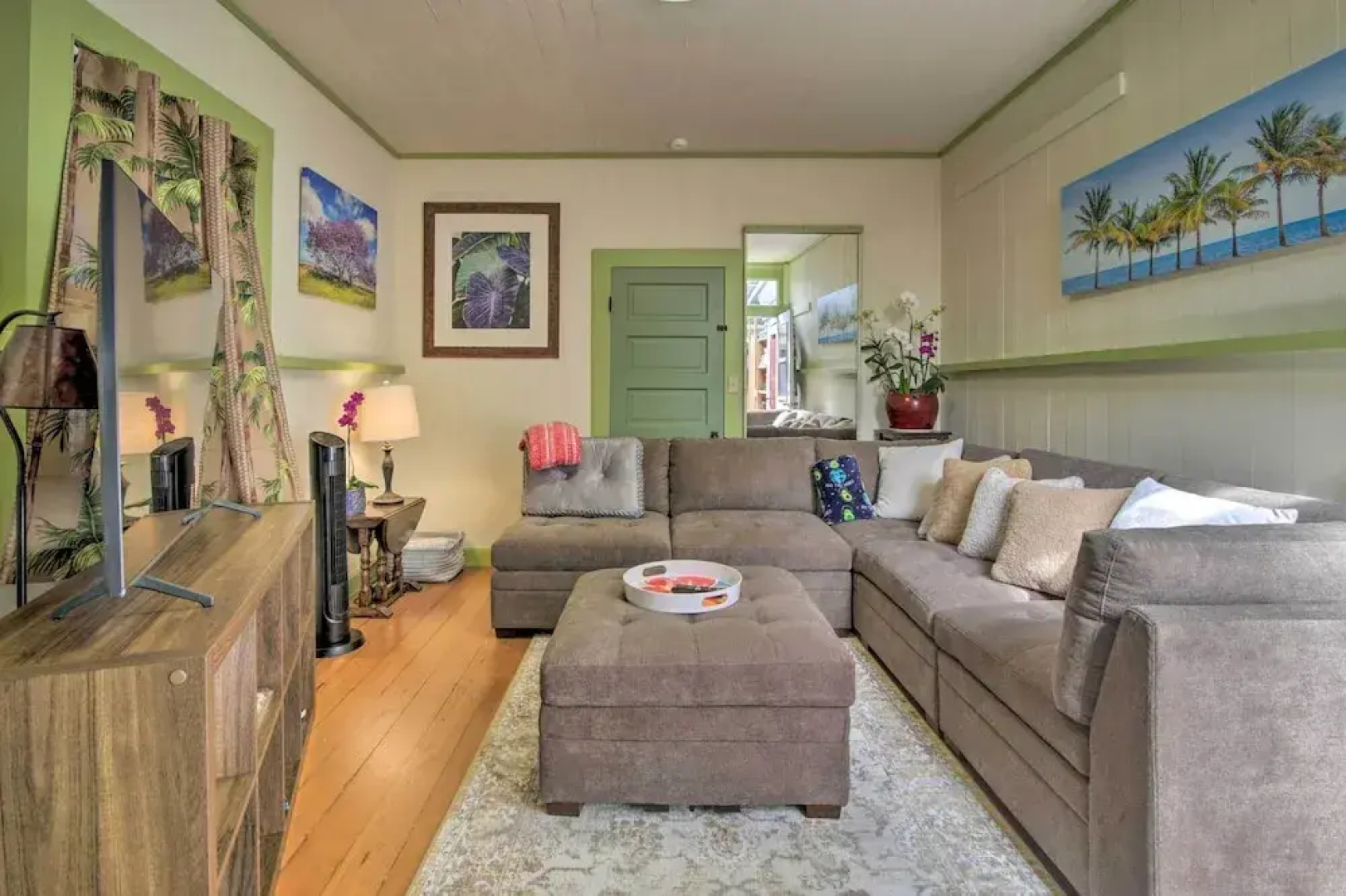 Private Wing of Historic Home < 5 Mi to the Ocean!
