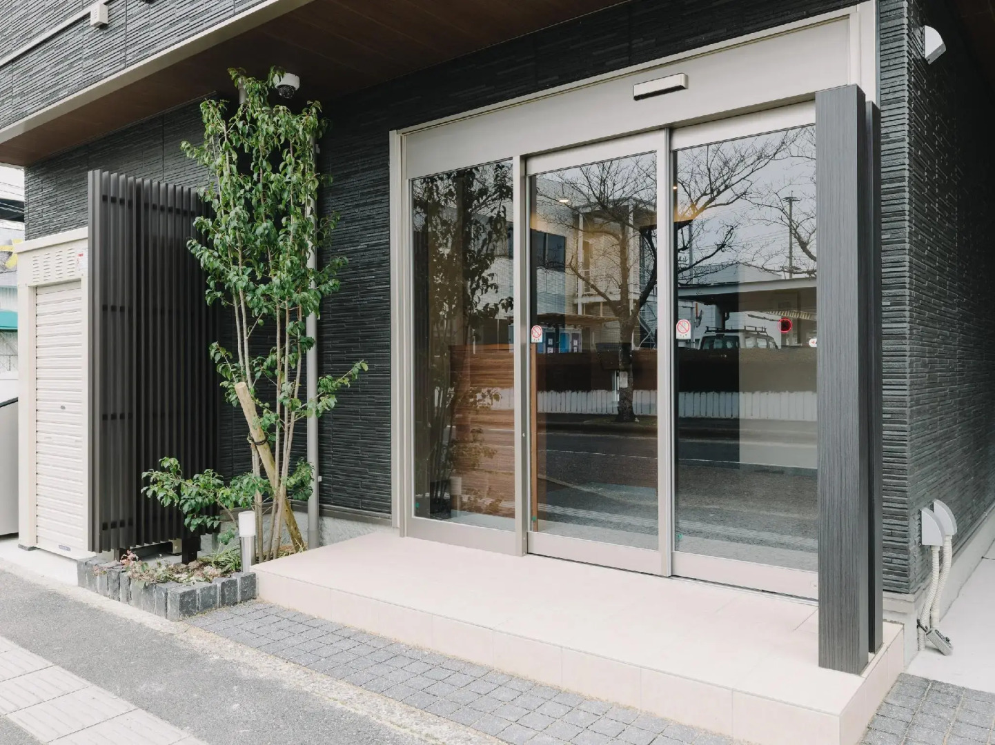 Grand Base Karatsuekiminami