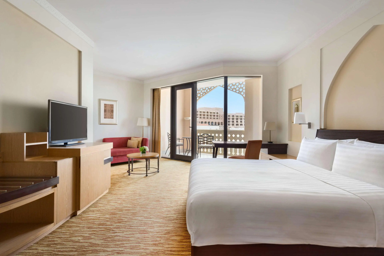 DoubleTree by Hilton Muscat Al Waha