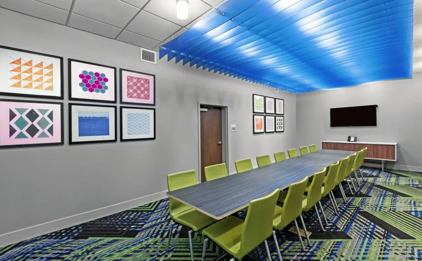 Holiday Inn Express & Suites Chanute by IHG