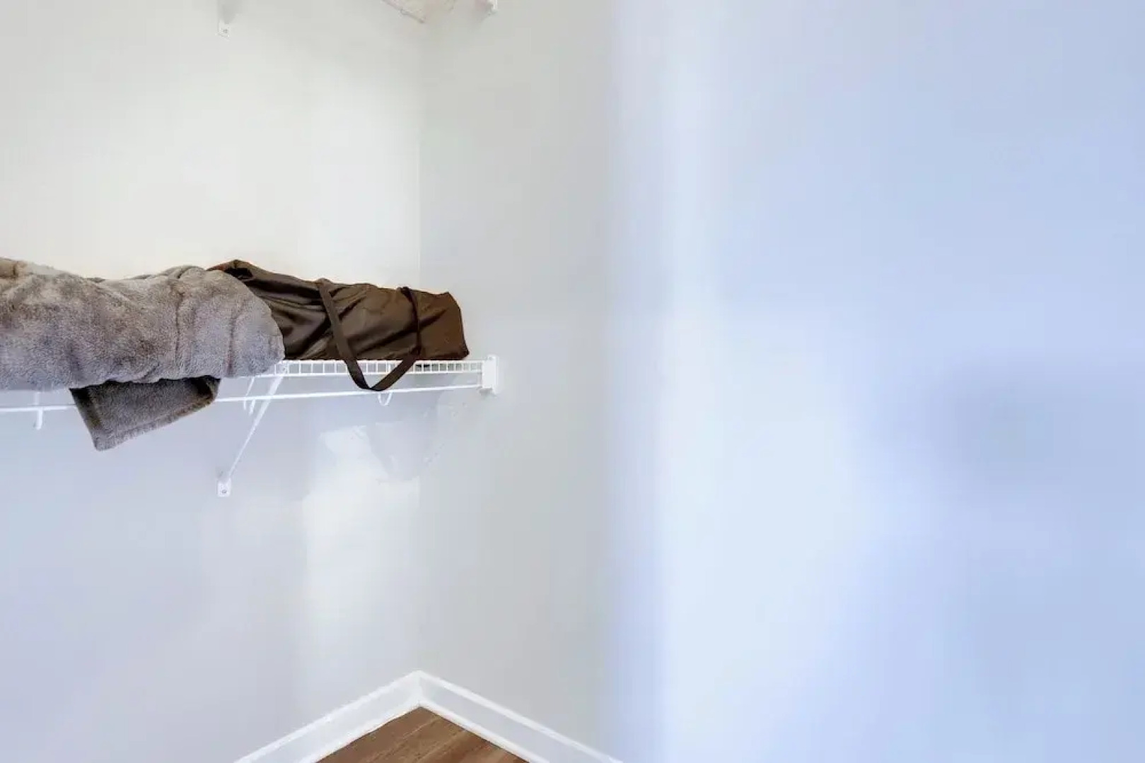 Spacious Apartment in Alexandria
