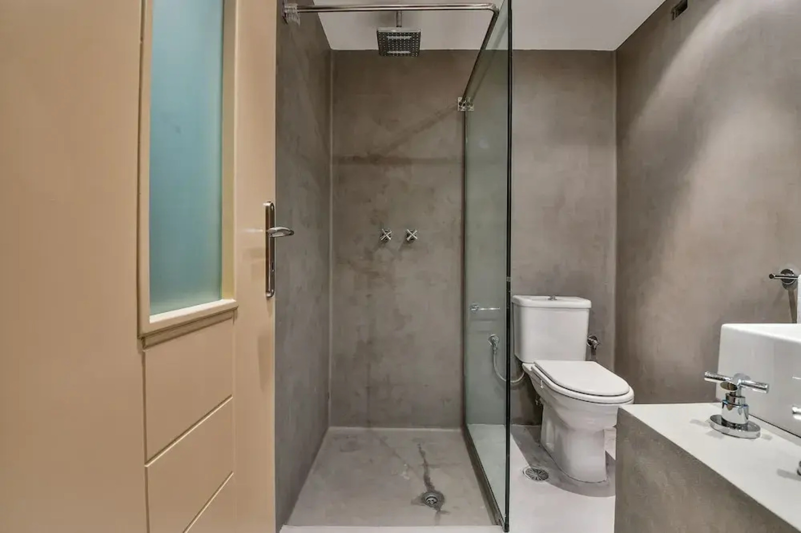 Boutique Stone Cottage With Large Terraces