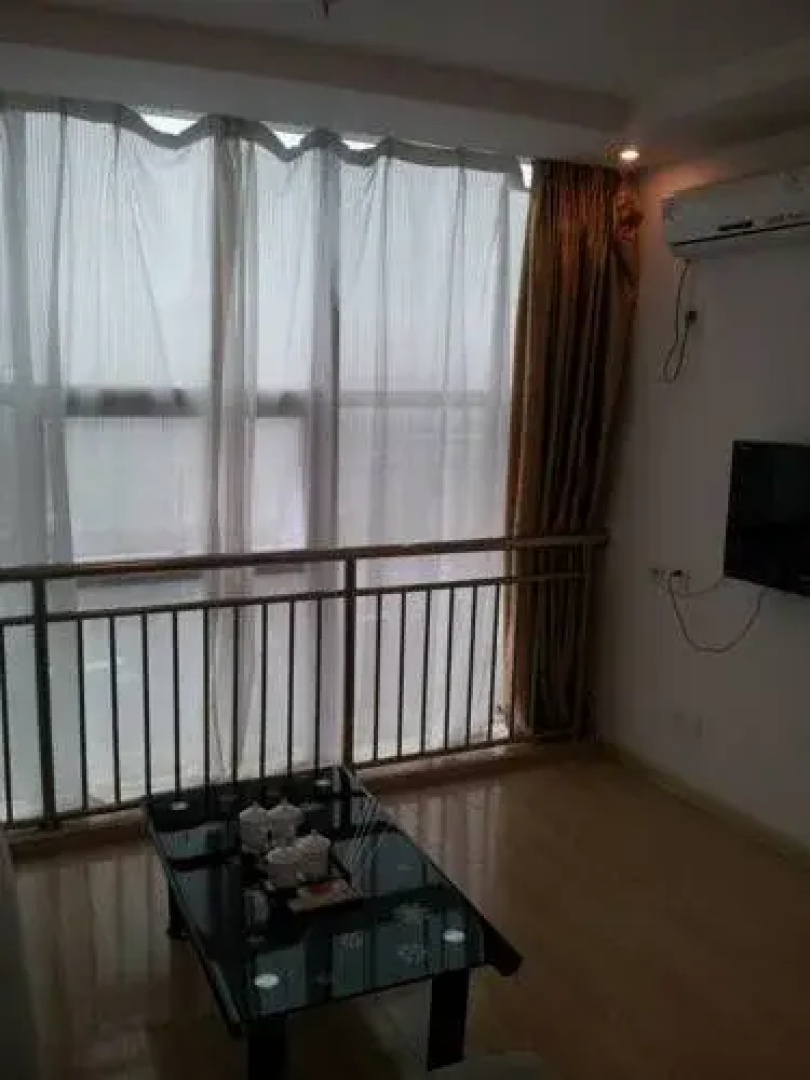 Super 8 Hotel Zhenjiang Ding Mao Qiao