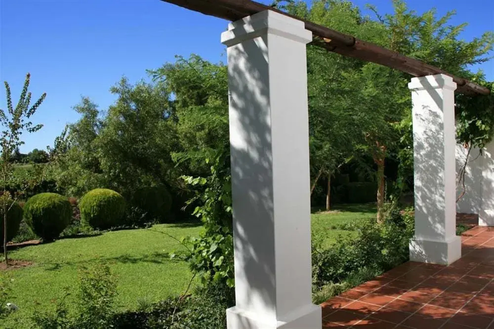 African Vineyard Guest House