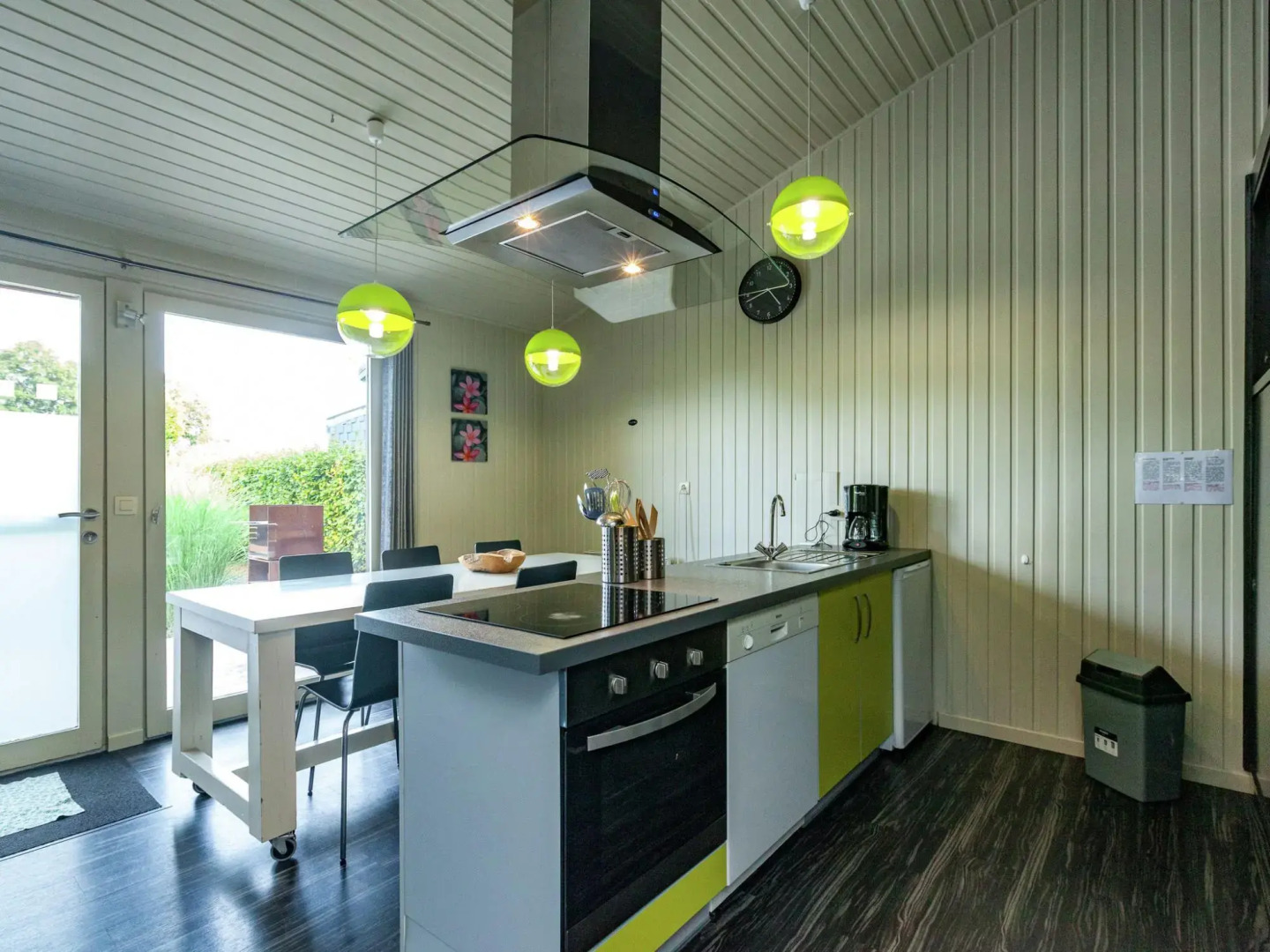 Boutique Chalet in Bullingen Near Lake