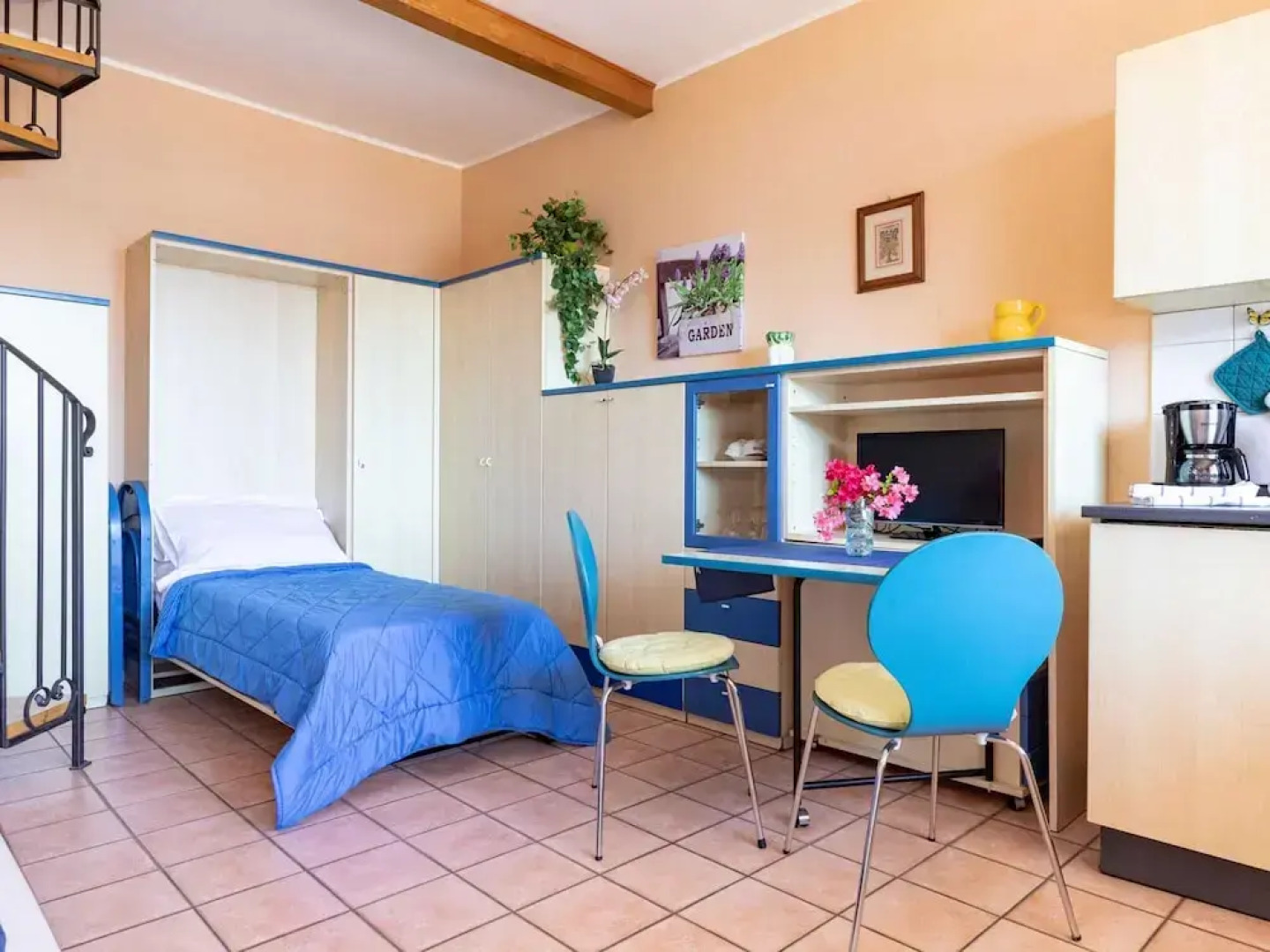 Apartment in Oggebbio With Sea View Terrace